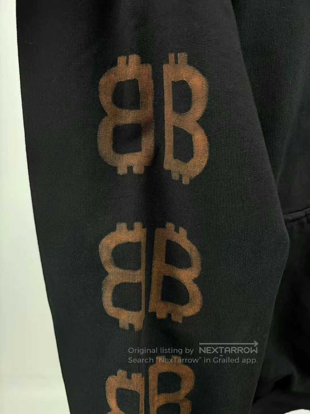 Balenciaga balenciaga bitcoin graphic hoodie sweatshirt. Size US S / EU 44-46 / 1 - 2 Thumbnail