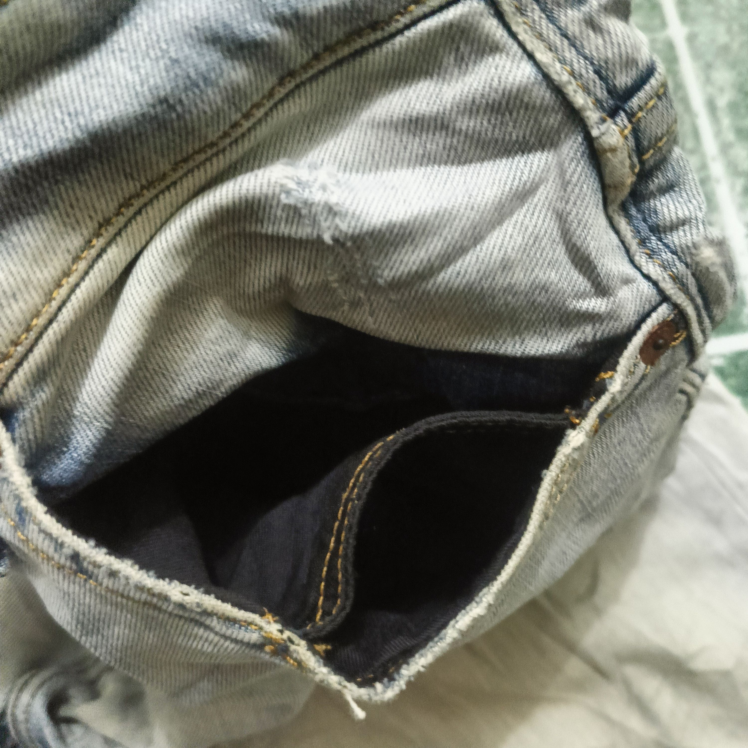 Volcom Volcom Stone Distressed denim Solver Modern Straight Size US 35 - 7 Thumbnail