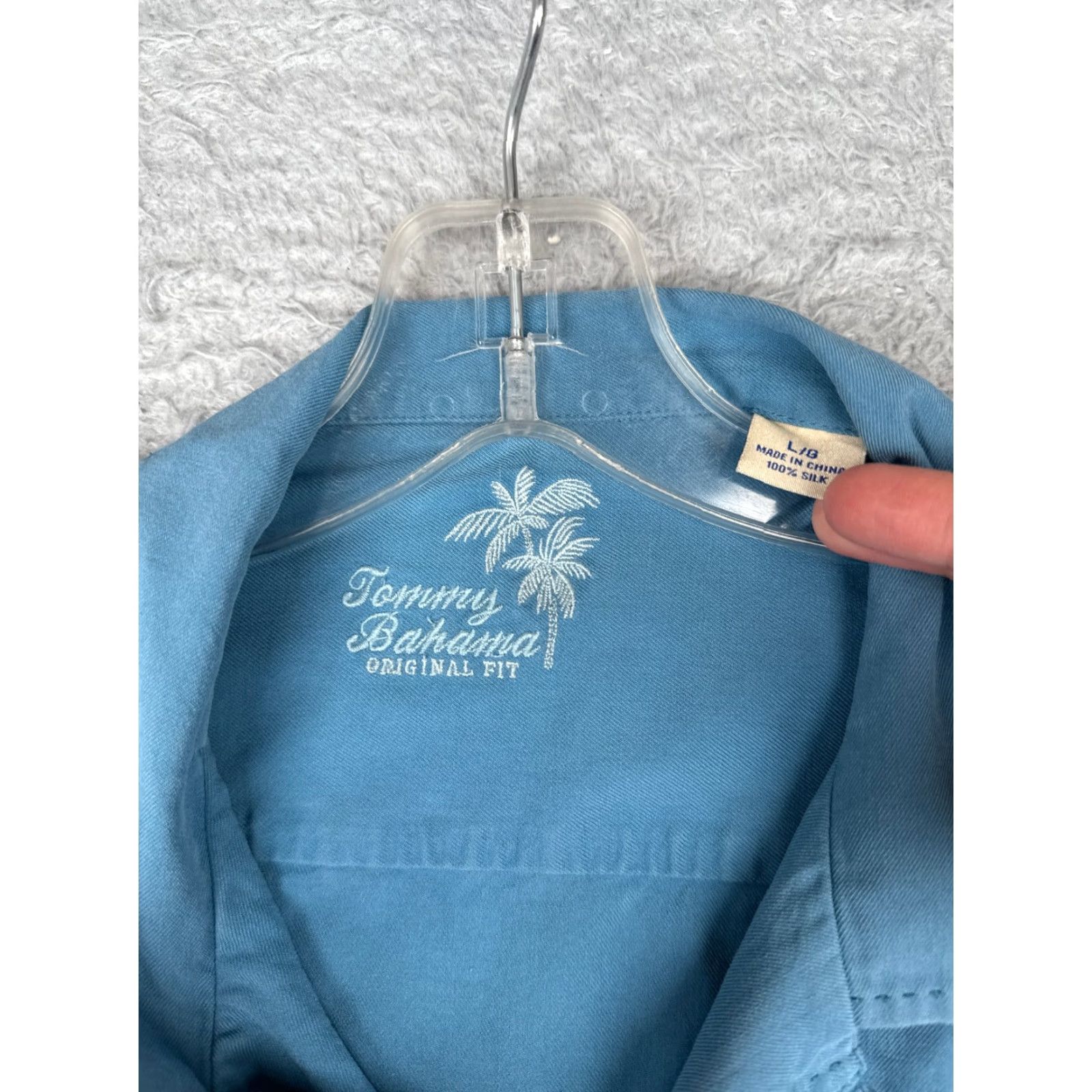 Tommy Bahama Tommy Bahama Shirt Men Large Blue 100% Silk Button Up Hawaiian Camp Pocket Mens Size US L / EU 52-54 / 3 - 7 Thumbnail