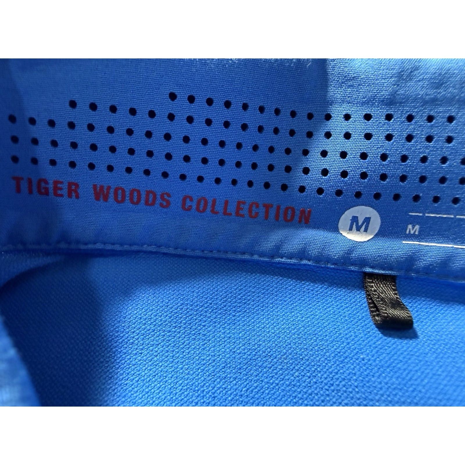 Nike VINTAGE Nike Tiger Woods Collection Golf Polo Shirt Mens M Blue Dri-Fit Snap Button Polo Golf Shirts Men Medium Blue Nike Dri-Fit Tigers Woods Size US M / EU 48-50 / 2 - 3 Thumbnail