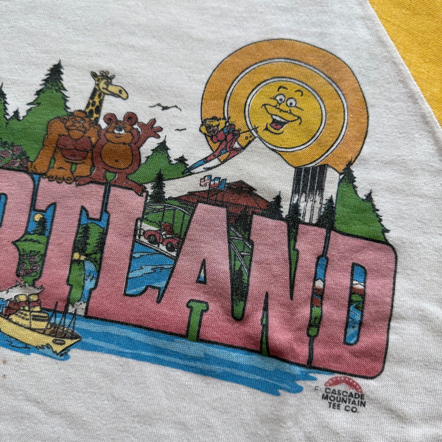 Vintage 1980s Portland Oregon Cascade Mountain Tee Co Raglan Tee Size US S / EU 44-46 / 1 - 6 Thumbnail