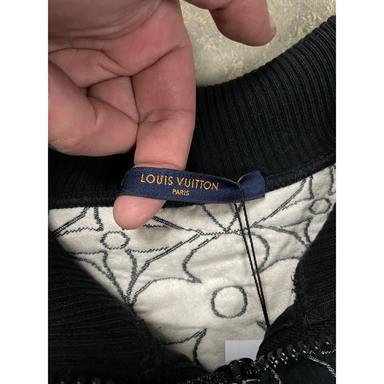 Louis Vuitton LV Monogram Black Jacket Large Used Size US L / EU 52-54 / 3 - 2 Thumbnail