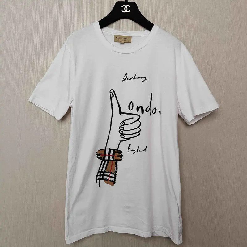 Burberry Burberry White Cotton Graphic T-Shirt for Men Size US M / EU 48-50 / 2 - 1 Thumbnail
