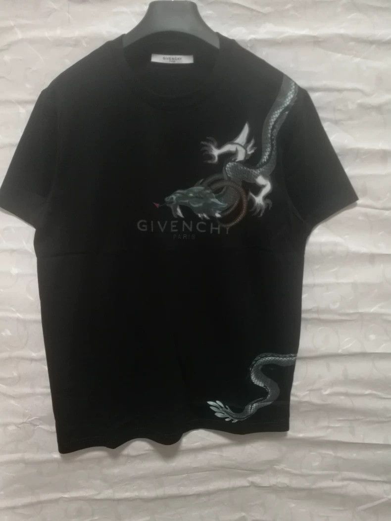 Givenchy Givenchy Summer Men's Trend Blue Dragon Printed Half Sleev Size US S / EU 44-46 / 1 - 1 Thumbnail