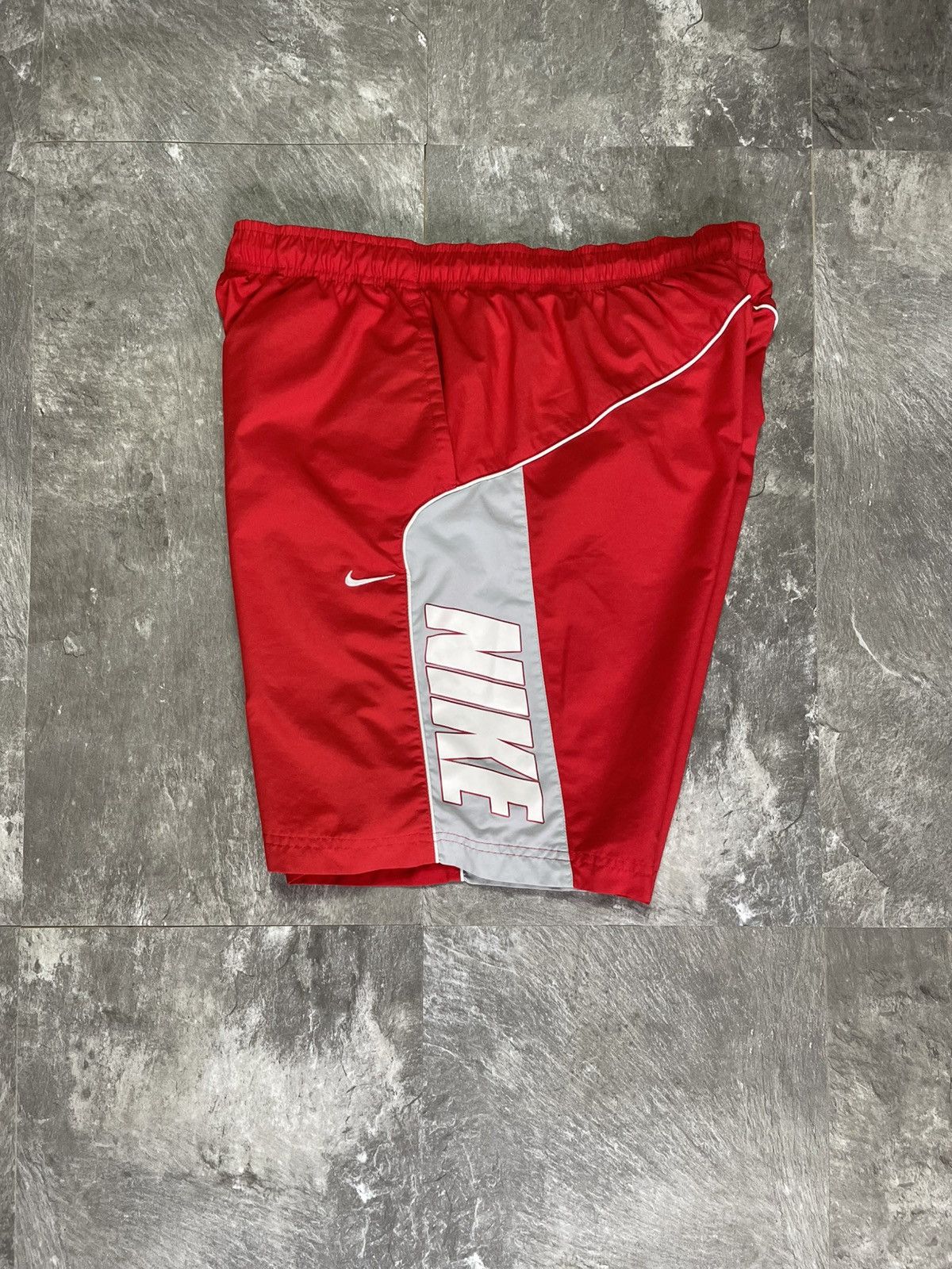 Nike Vintage Nike Basketball Swoosh Big Logo Track Shorts Y2k Size US 34 / EU 50 - 1 Thumbnail