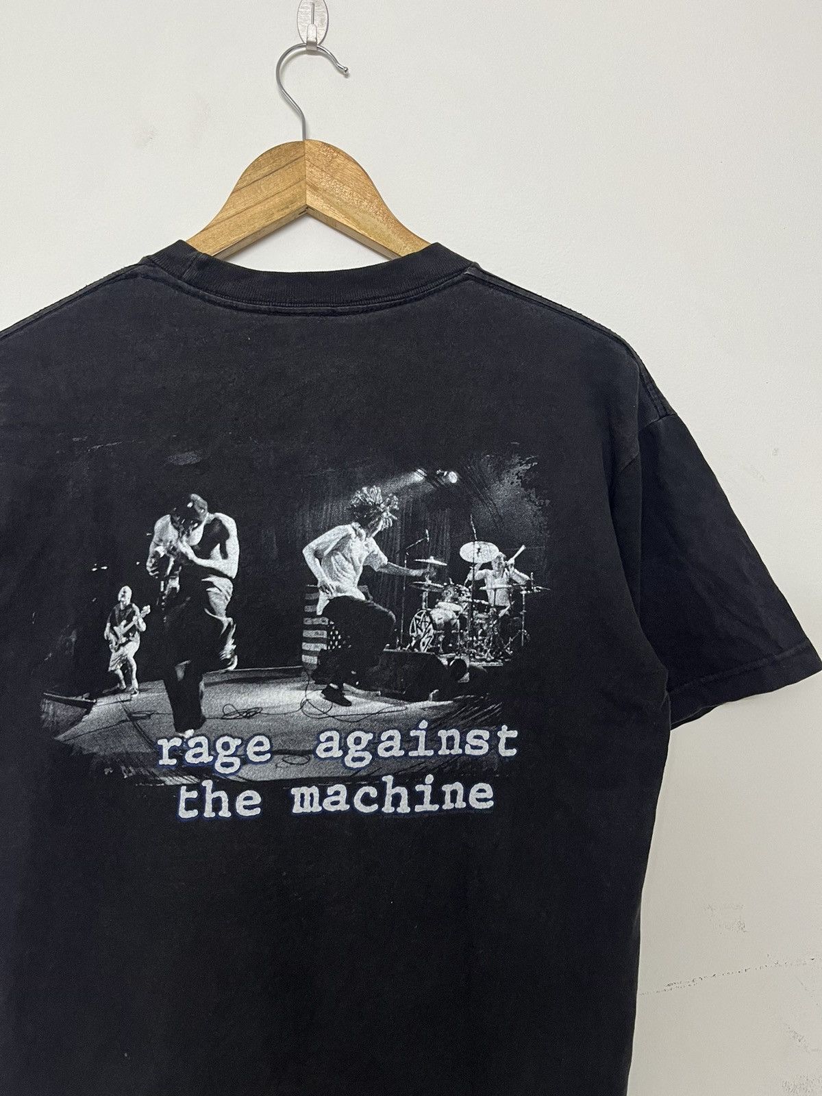 Band Tees × Rage Against The Machine × Vintage 90s Vintage Rage Against the Machine Tshirt Size US M / EU 48-50 / 2 - 2 Thumbnail