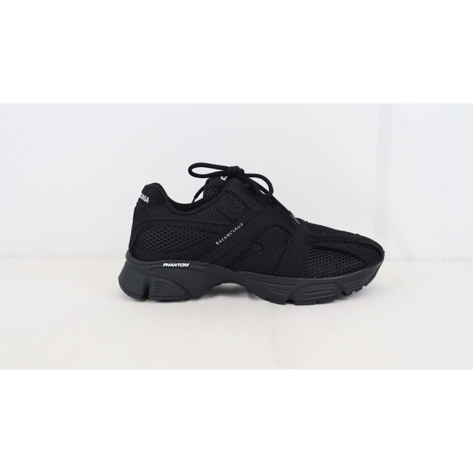 Balenciaga o1rshd1 Monocolor Fabric Mesh Phantom Sneaker in Black Size US 9 / EU 42 - 4 Thumbnail