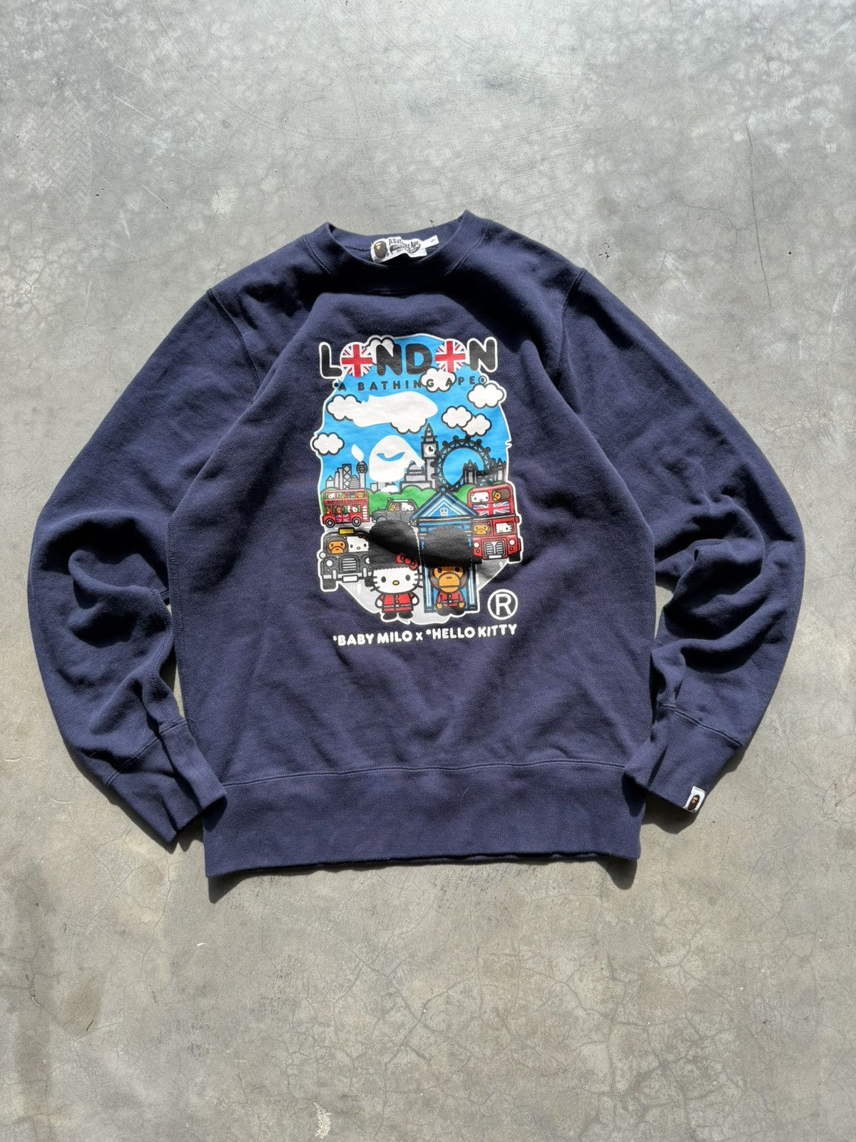 Bape Bape x Hello Kitty London Crew Neck Size S / US 4 / IT 40 - 1 Thumbnail