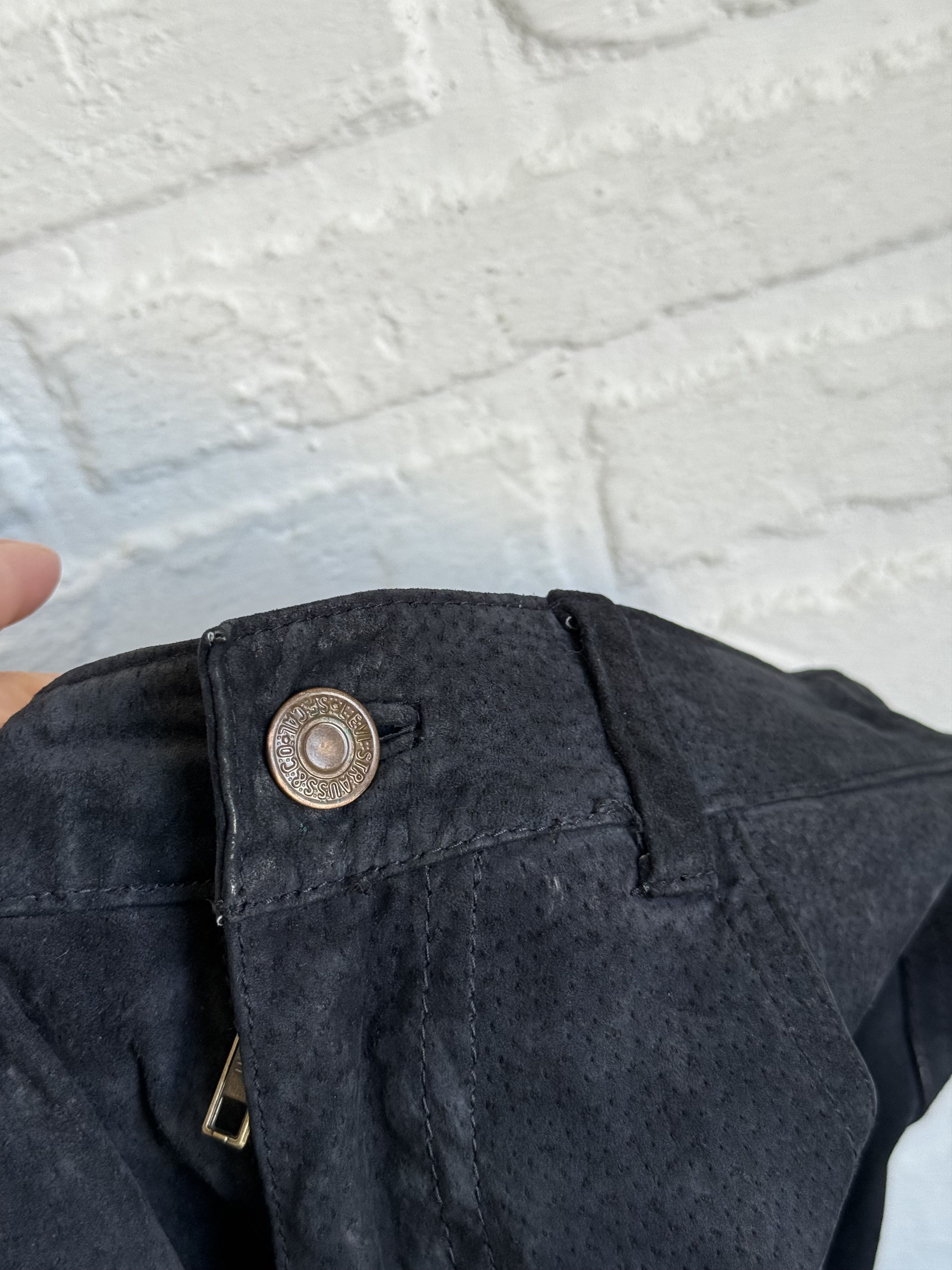 Levi's Vintage 90s Levi’s Leather Pants Bootcut Y2K Low Rise size Size 25" / US 0 / IT 36 - 4 Thumbnail