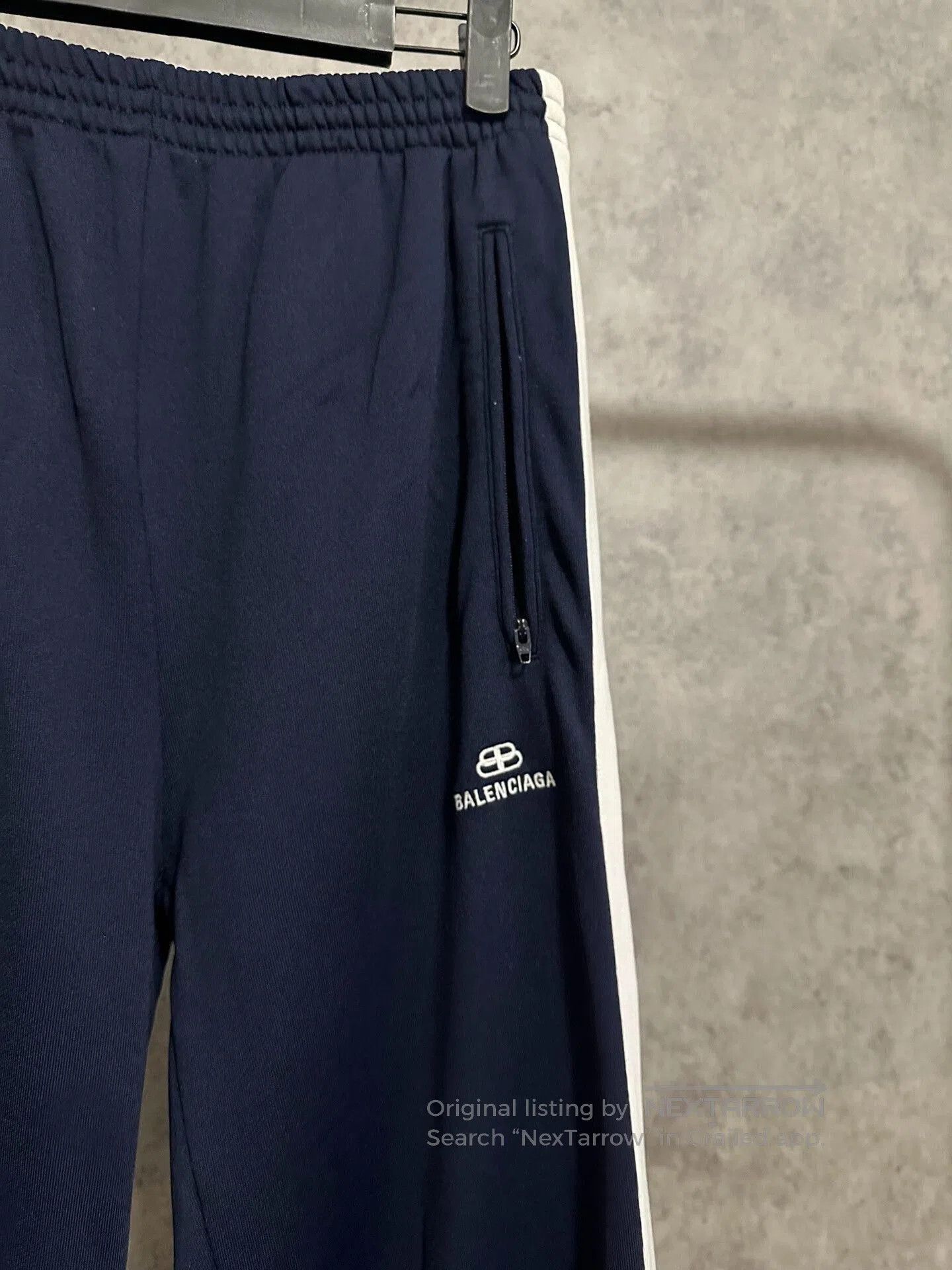Balenciaga balenciaga logo embroidered casual pants navy. Size US 44 / EU 60 - 2 Thumbnail