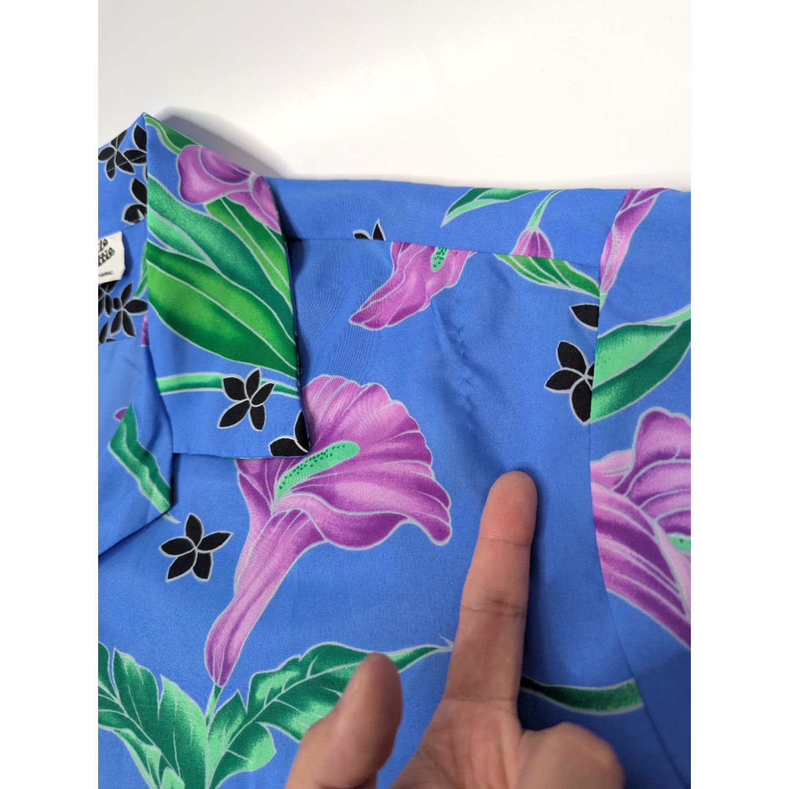 Hilo Hattie VINTAGE Hilo Hattie Hawaiian Shirt Mens 4XL Floral Aloha Hippie Polyester Shirt Size US XXL / EU 58 / 5 - 3 Thumbnail