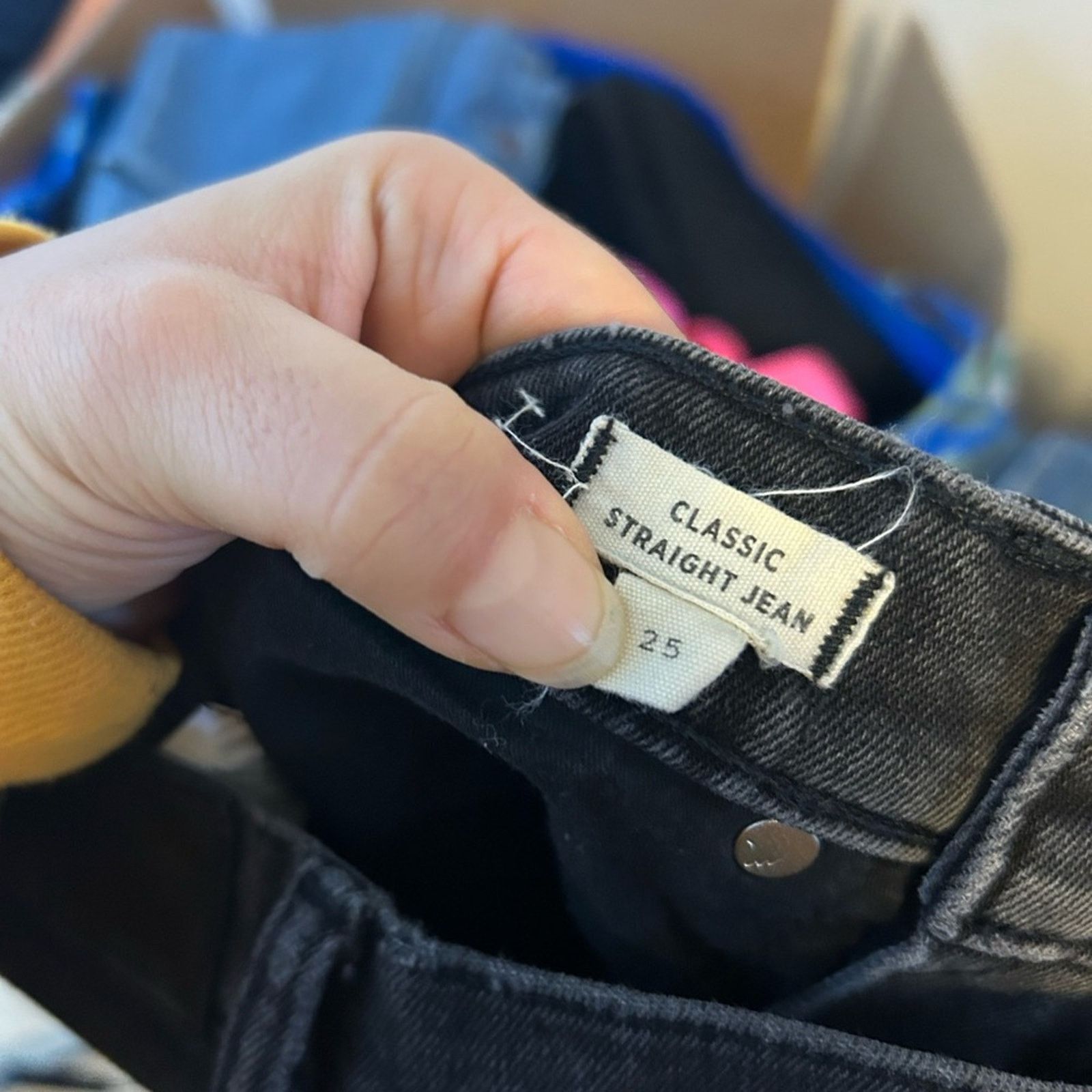Madewell Madewell Black Classic Straight Jeans in Lunar Wash Size 25" / US 0 / IT 36 - 3 Thumbnail