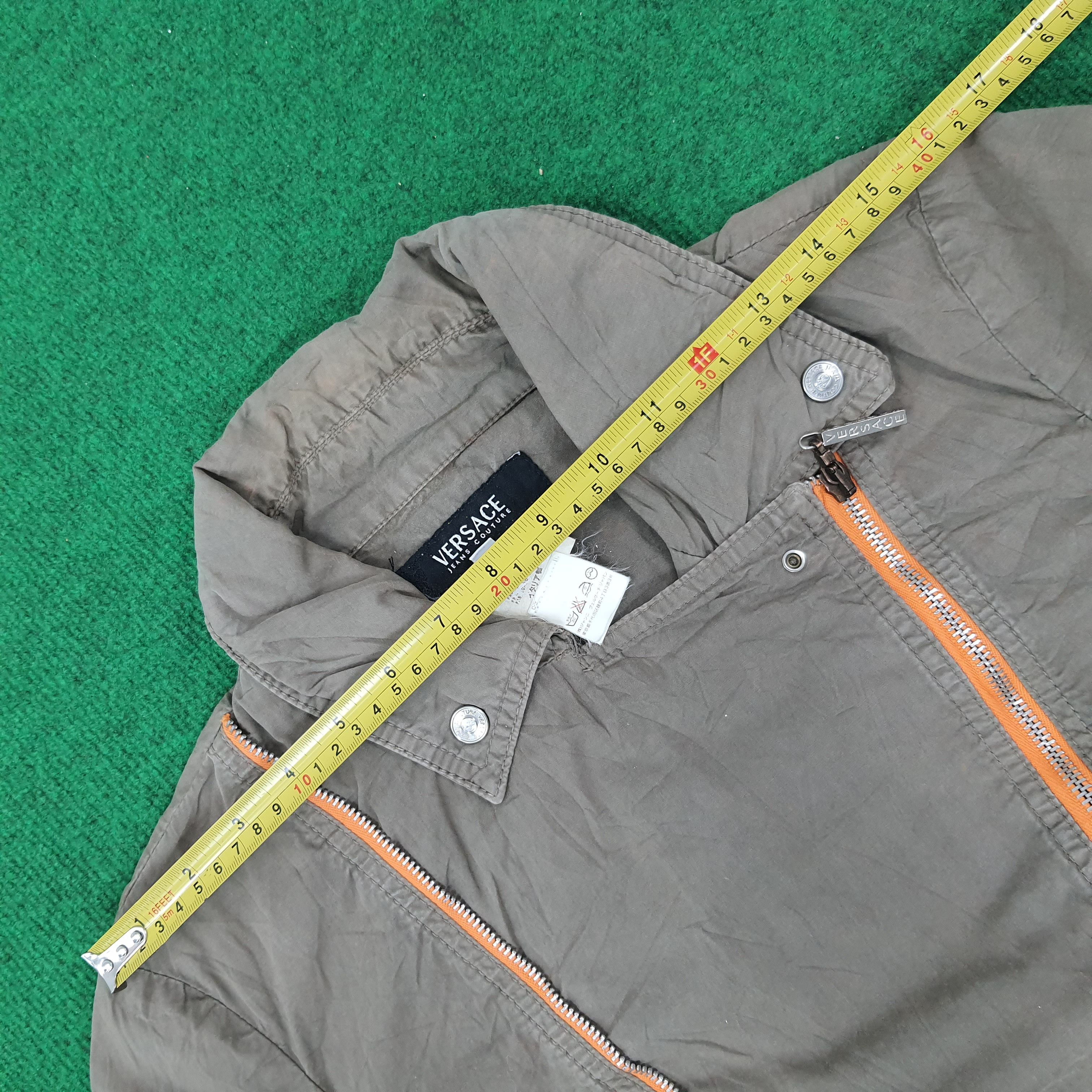 Versace Jeans Couture × Vintage Vintage Versace Jeans Couture Jacket C221N2 Size XS / US 0-2 / IT 36-38 - 13 Thumbnail