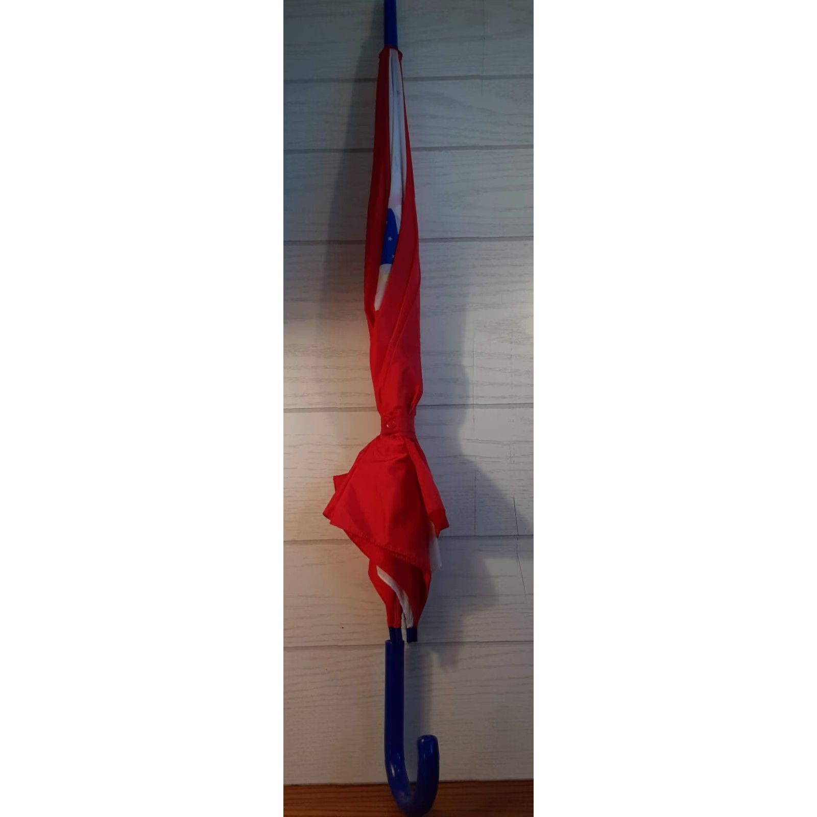 Vintage VINTAGE Estee Lauder Umbrella Women Windproof Fashion Red White Blue 3ft Long 3ft Diameter Size ONE SIZE - 4 Thumbnail