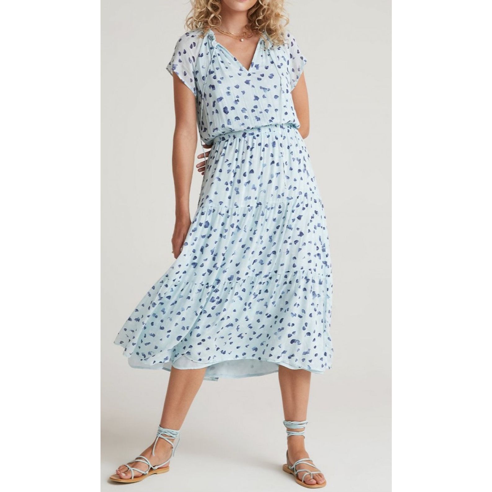 Bella Dahl BELLA DAHL Flutter Raglan Maxi Tier Dress in Seaspray Dots S Size S / US 4 / IT 40 - 1 Thumbnail