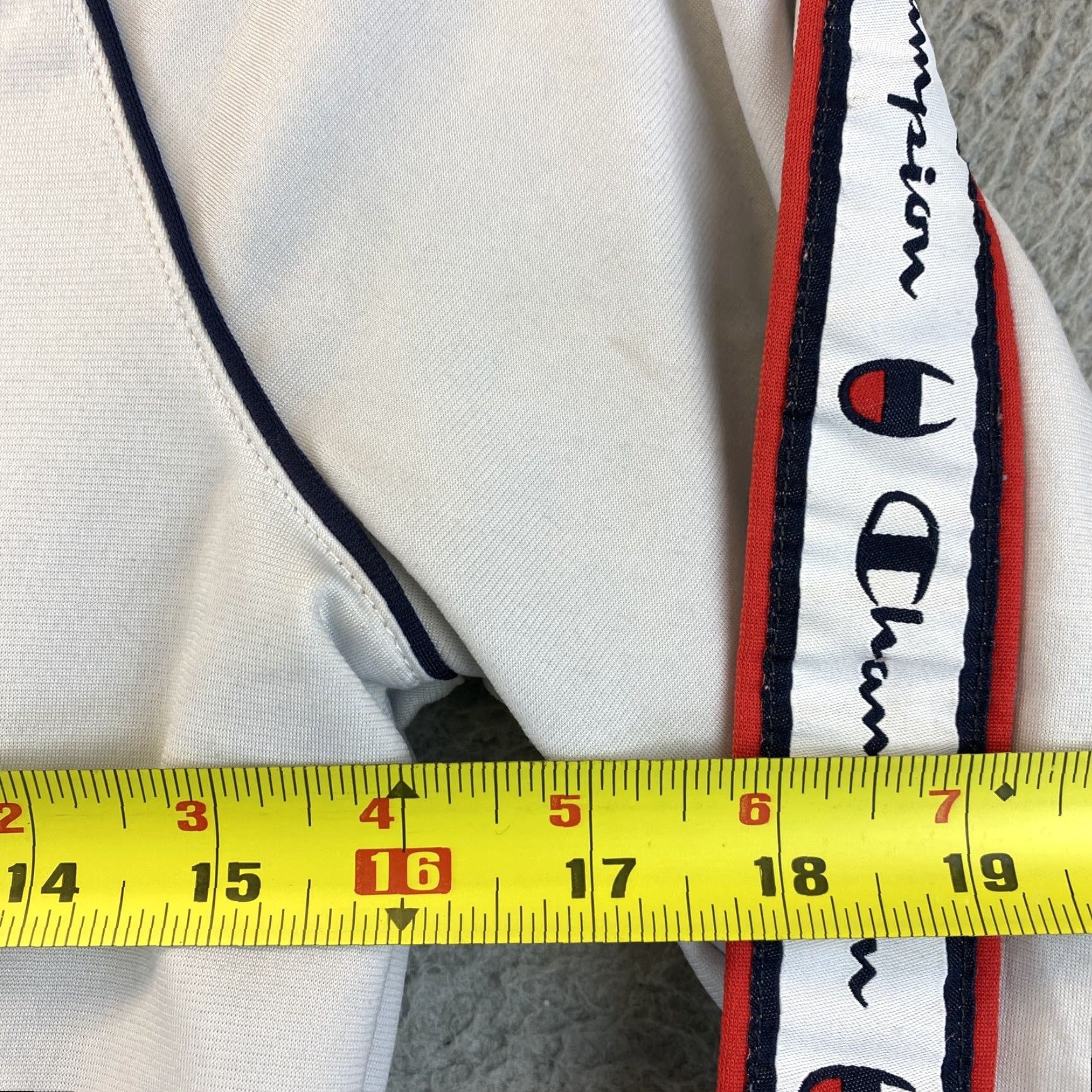 Champion Champion Jacket Womens XS Zip Up Long Sleeve Cropped Spell Out White Red Full Zip Size XS / US 0-2 / IT 36-38 - 6 Thumbnail