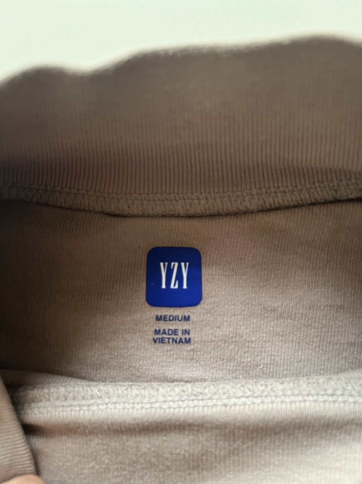 Balenciaga × Gap × Yeezy Yeezy Gap Engineered by Balenciaga Dove No Seam Tee Size US M / EU 48-50 / 2 - 5 Thumbnail