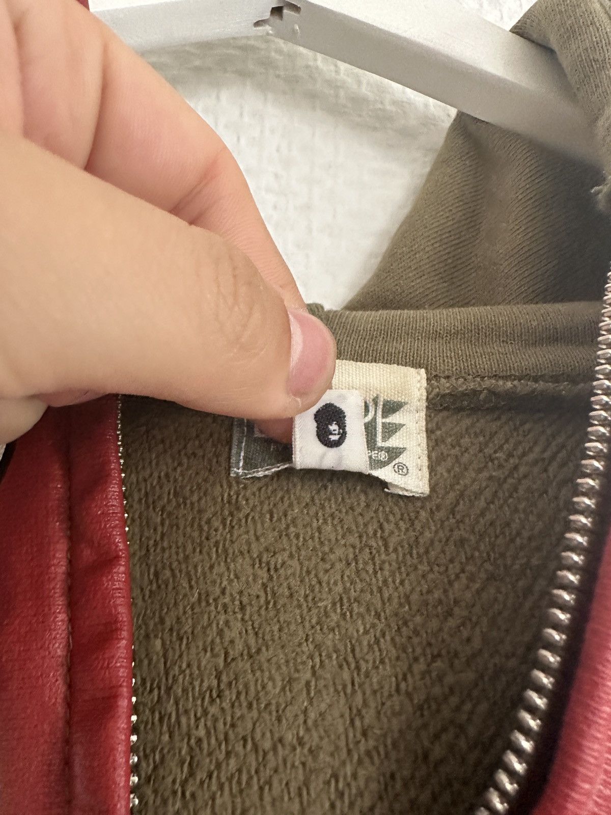 Bape × Kaws Bape x Kaws Chomper Hoodie Size US M / EU 48-50 / 2 - 8 Thumbnail