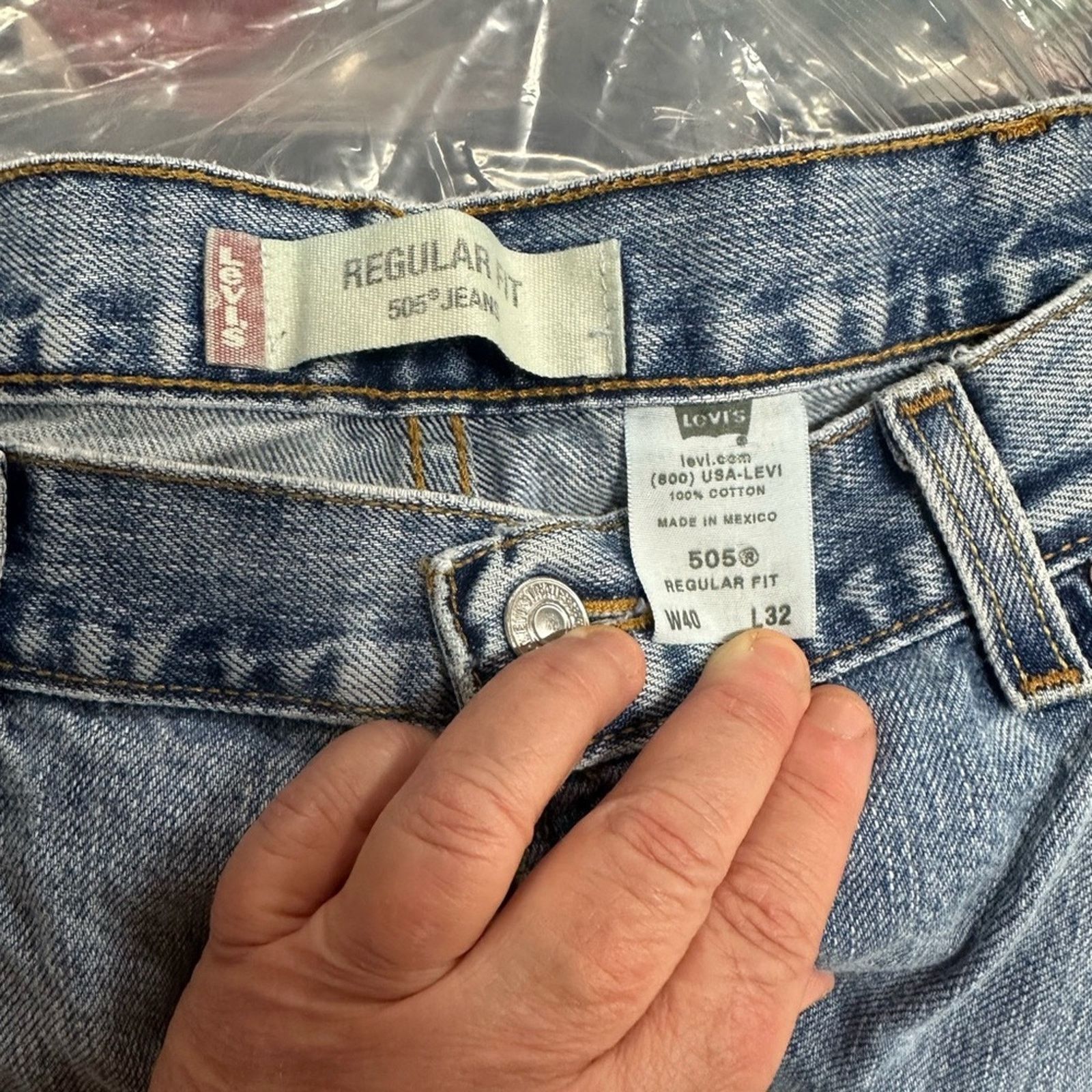 Levi's Levi’s 505 Regular Fit Straight Leg Jeans Size US 40 / EU 56 - 2 Thumbnail