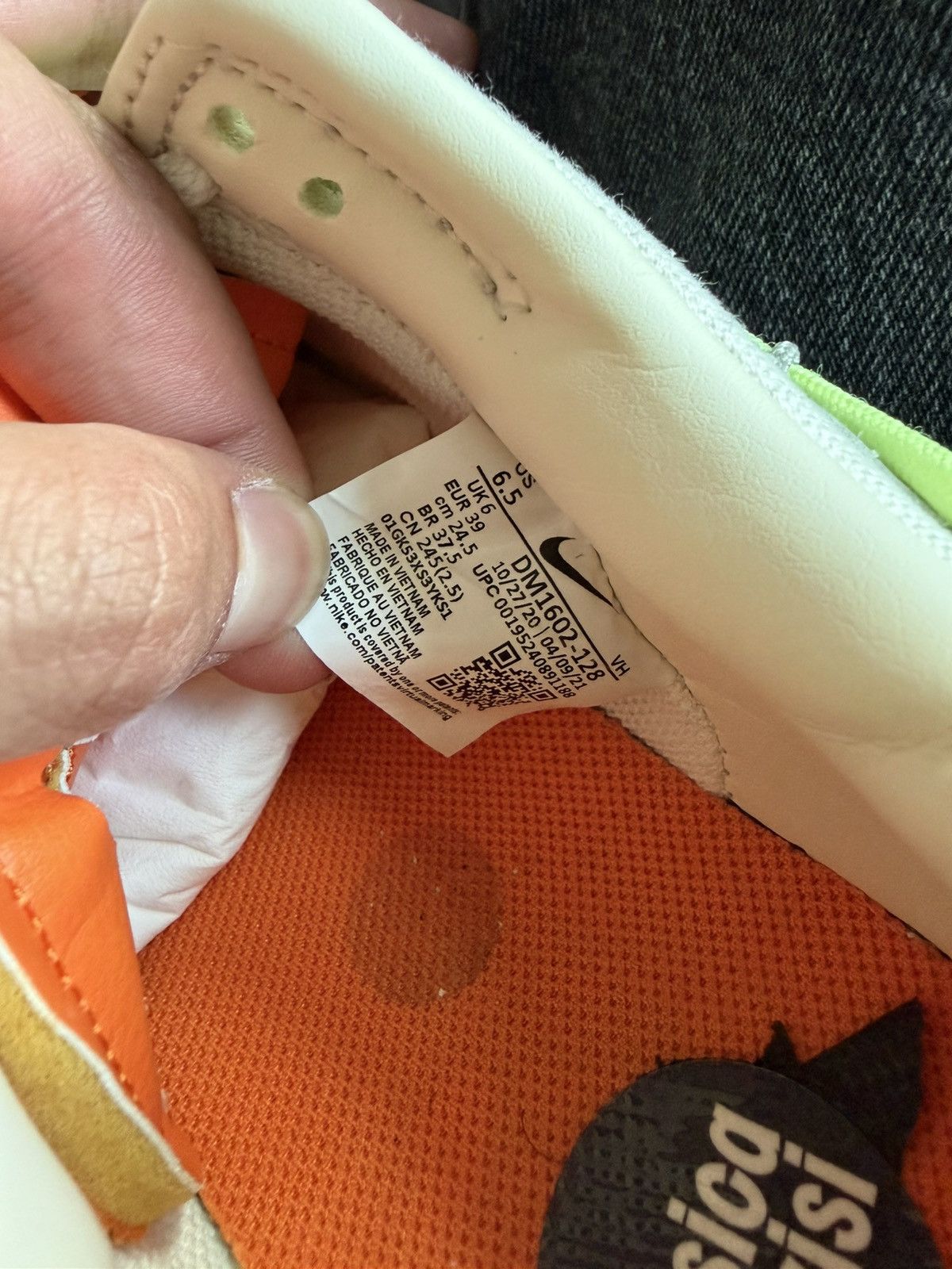 Off-White Nike Dunk Low x Off-White Lot 43 of 50 Sneakers Size US 6.5 / EU 39-40 - 8 Thumbnail