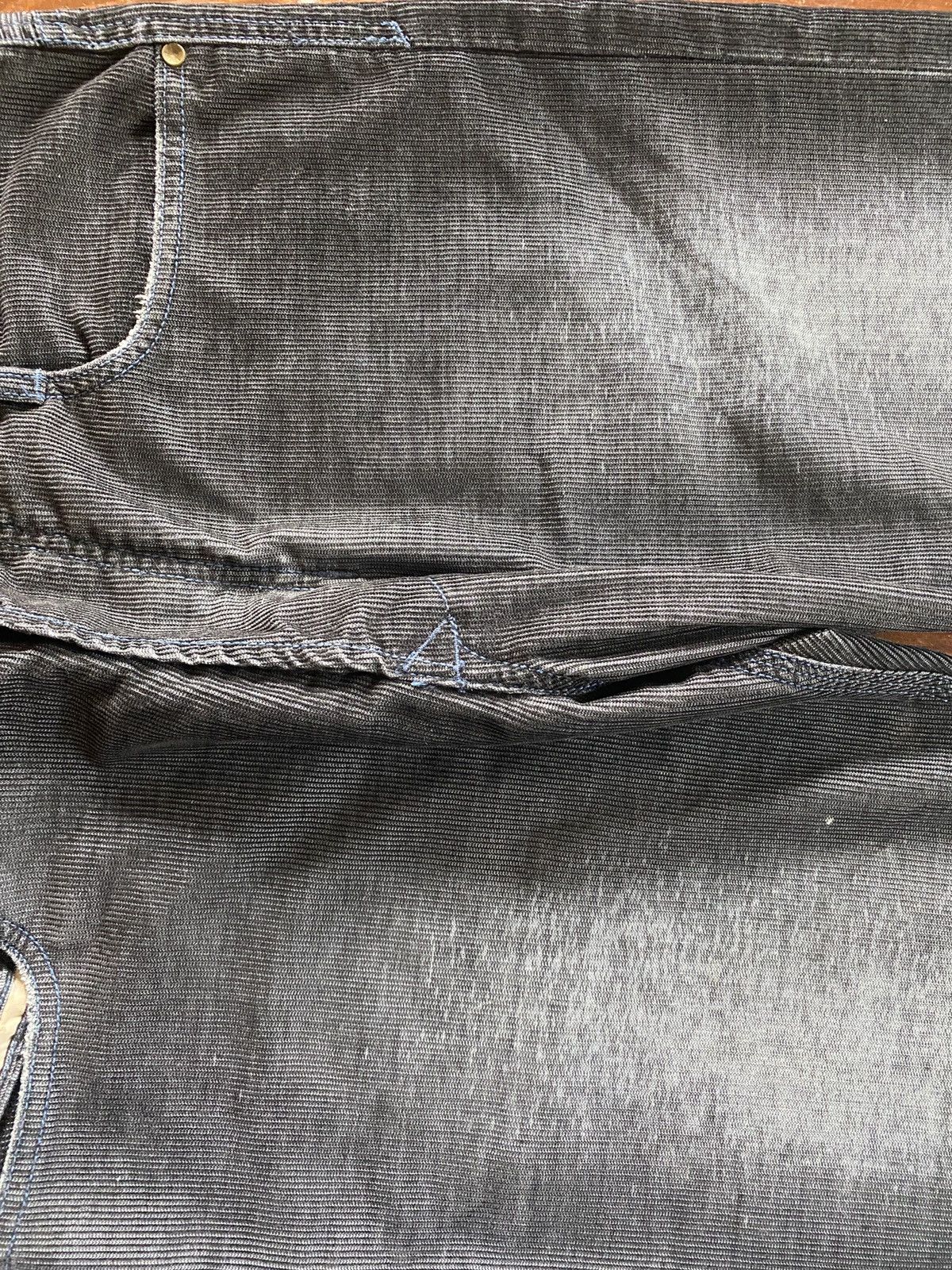 Diesel Vintage Diesel Charcoal Button Fly Fade Corduroy Pants 32x29 Size US 32 / EU 48 - 4 Thumbnail
