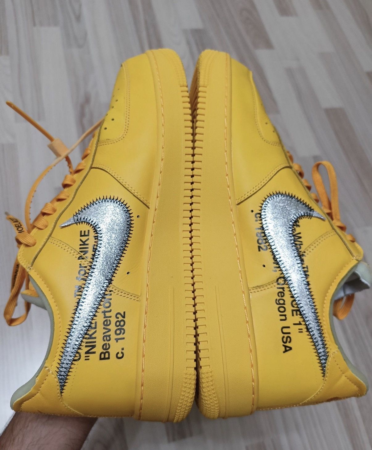 Nike × Off-White Nike Air Force 1 Low ICA Off-White University Gold/Lemonade Size US 13 / EU 46 - 1 Thumbnail