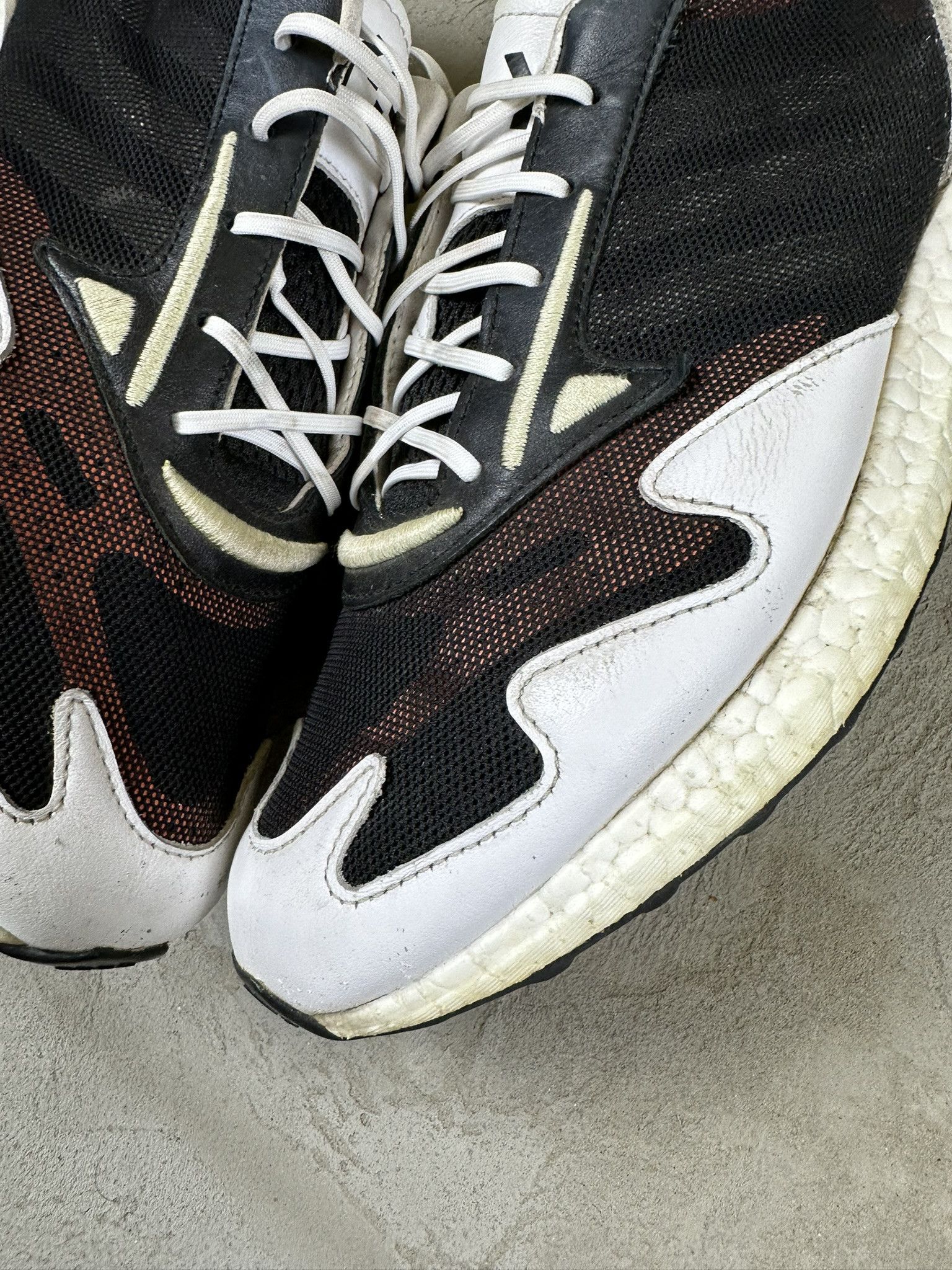 Adidas Adidas x Y-3 Yohji Yamamoto Rhisu Run Boost Low Sneakers Size US 9.5 / EU 42-43 - 4 Thumbnail
