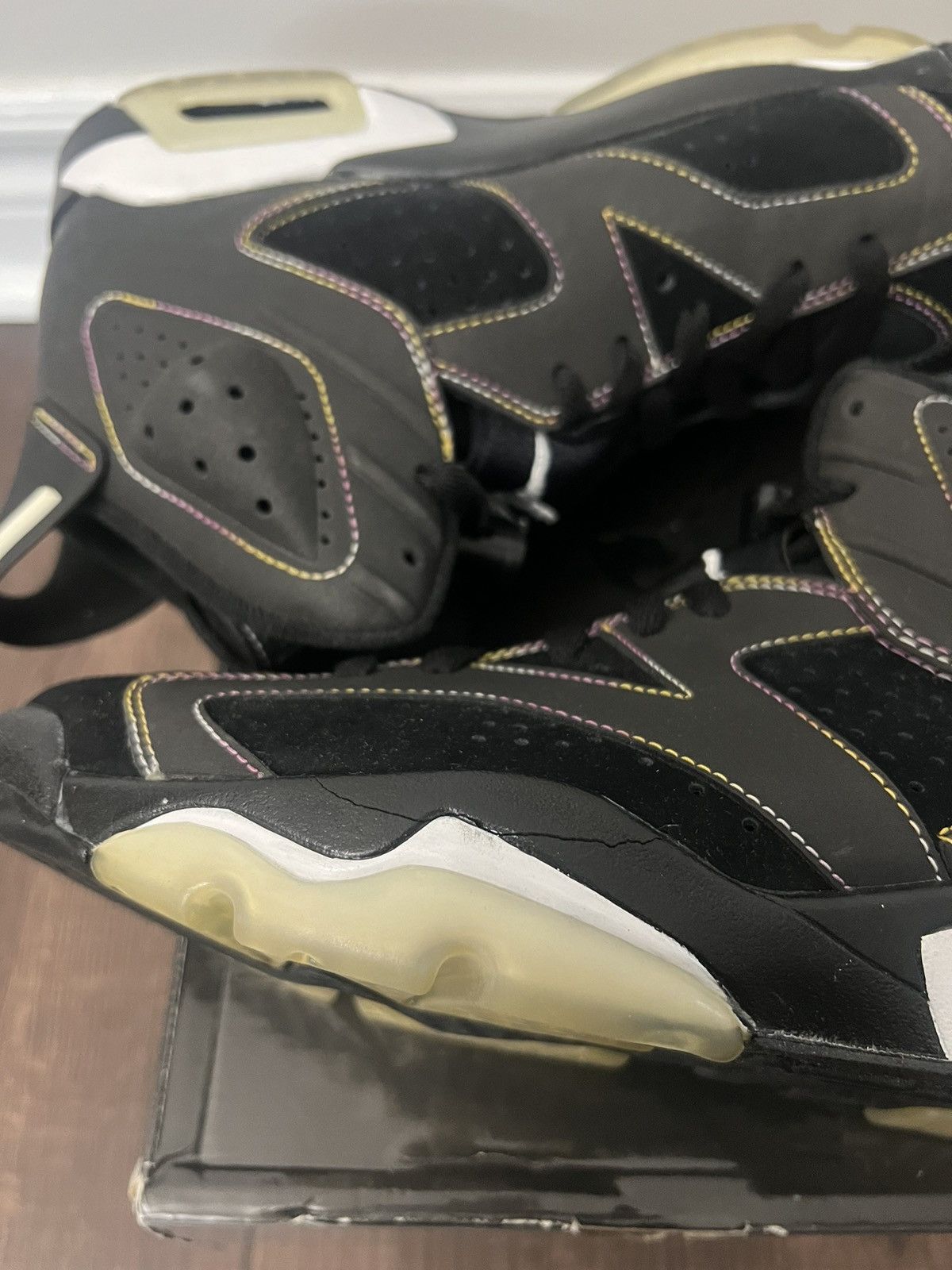 Jordan Brand 2010 jordan 6 lakers Size US 8 / EU 41 - 8 Thumbnail