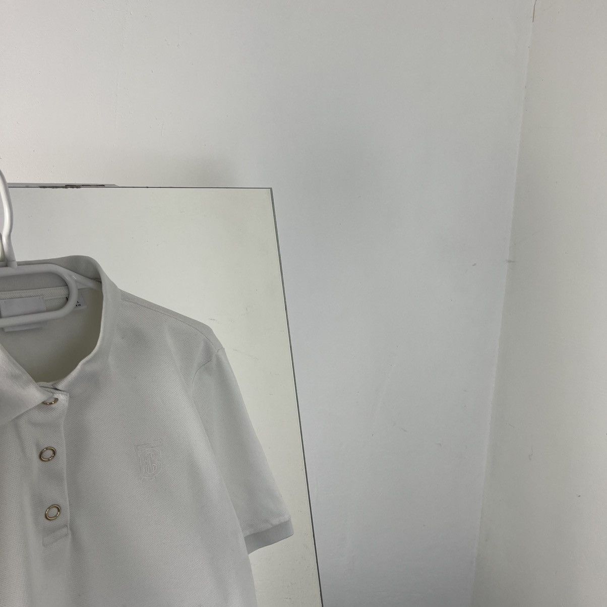 Burberry Burberry Mini Logo White Polo T-Shirt Old Money Style Size US XL / EU 56 / 4 - 2 Thumbnail