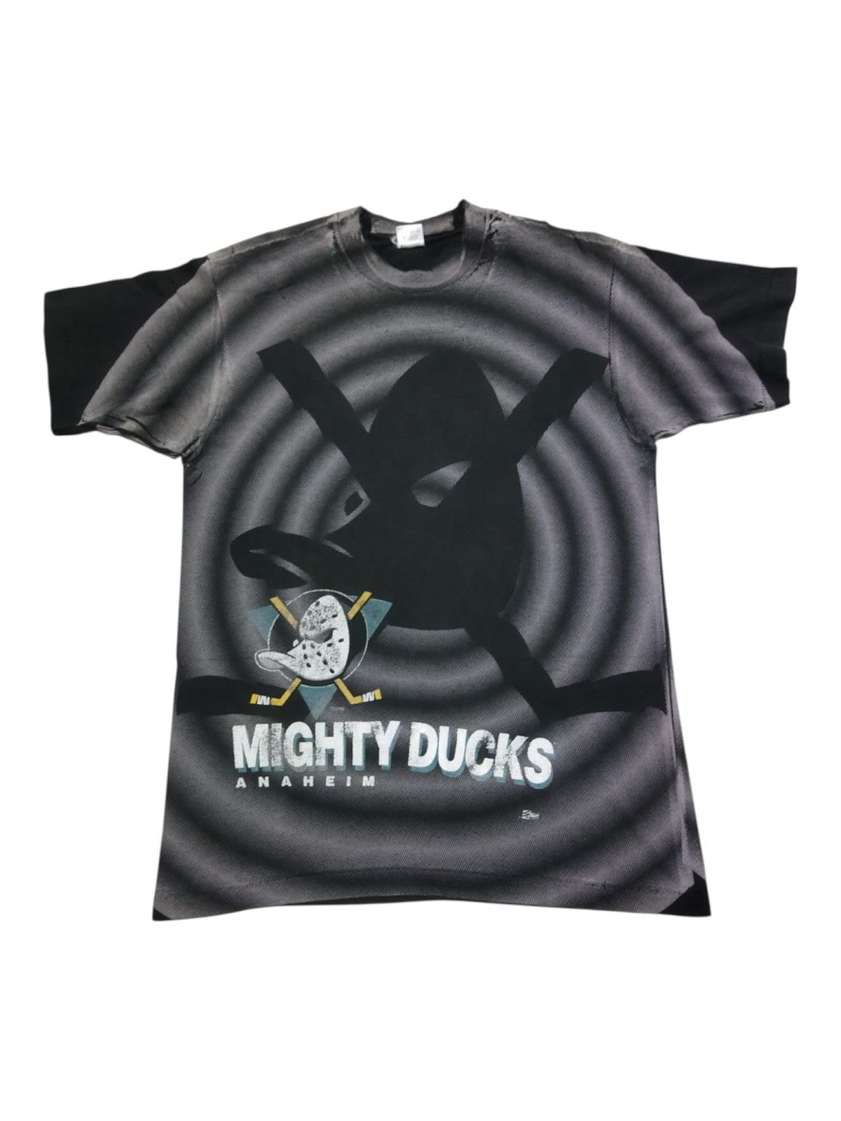 NHL Vintage 90s Mighty Ducks All Over Print Tee Size US L / EU 52-54 / 3 - 1 Thumbnail