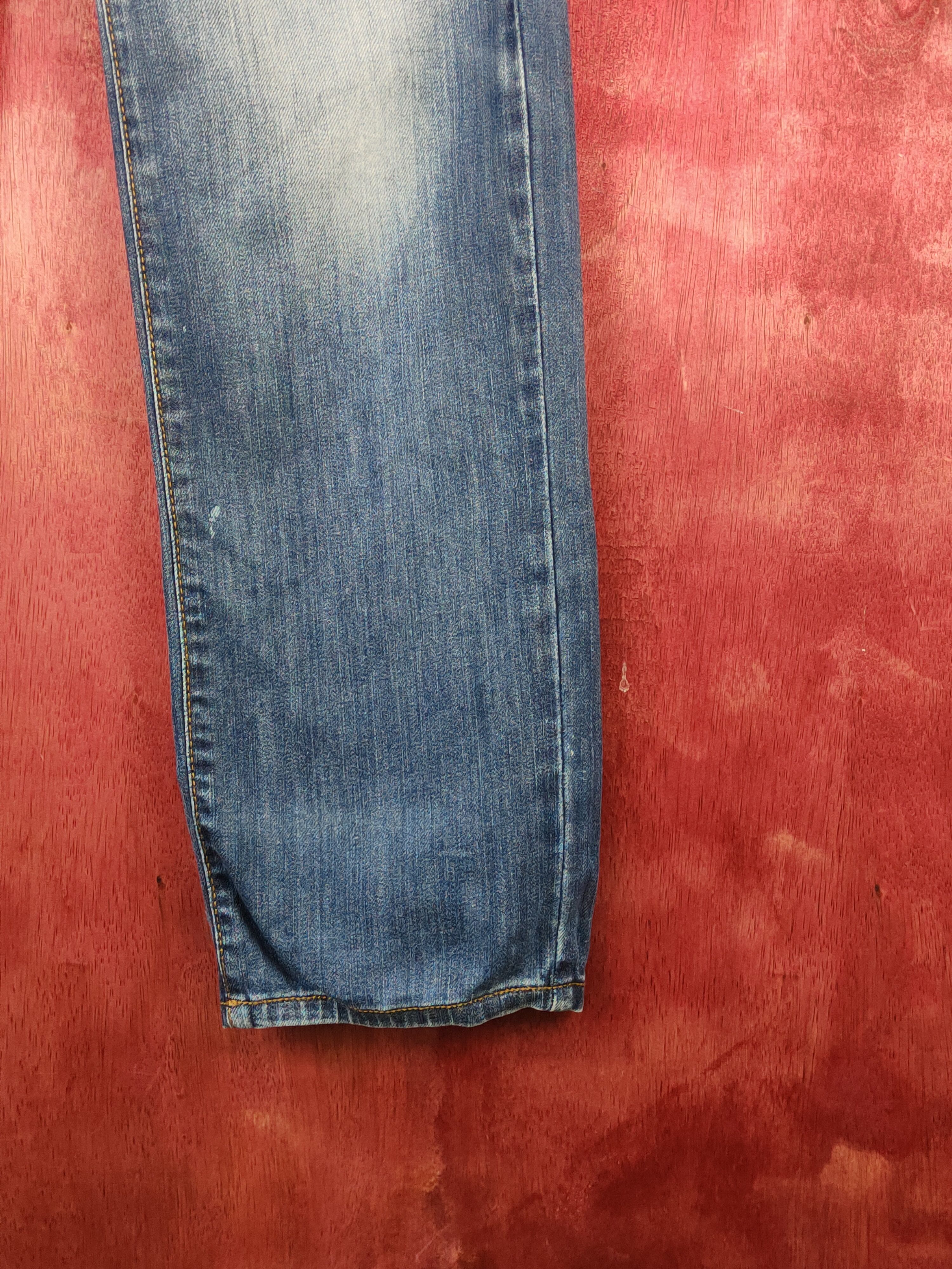 Calvin Klein Calvin Klein Blue Faded Distressed Ripped Jeans #S1772 Size 26" / US 2 / IT 38 - 6 Thumbnail