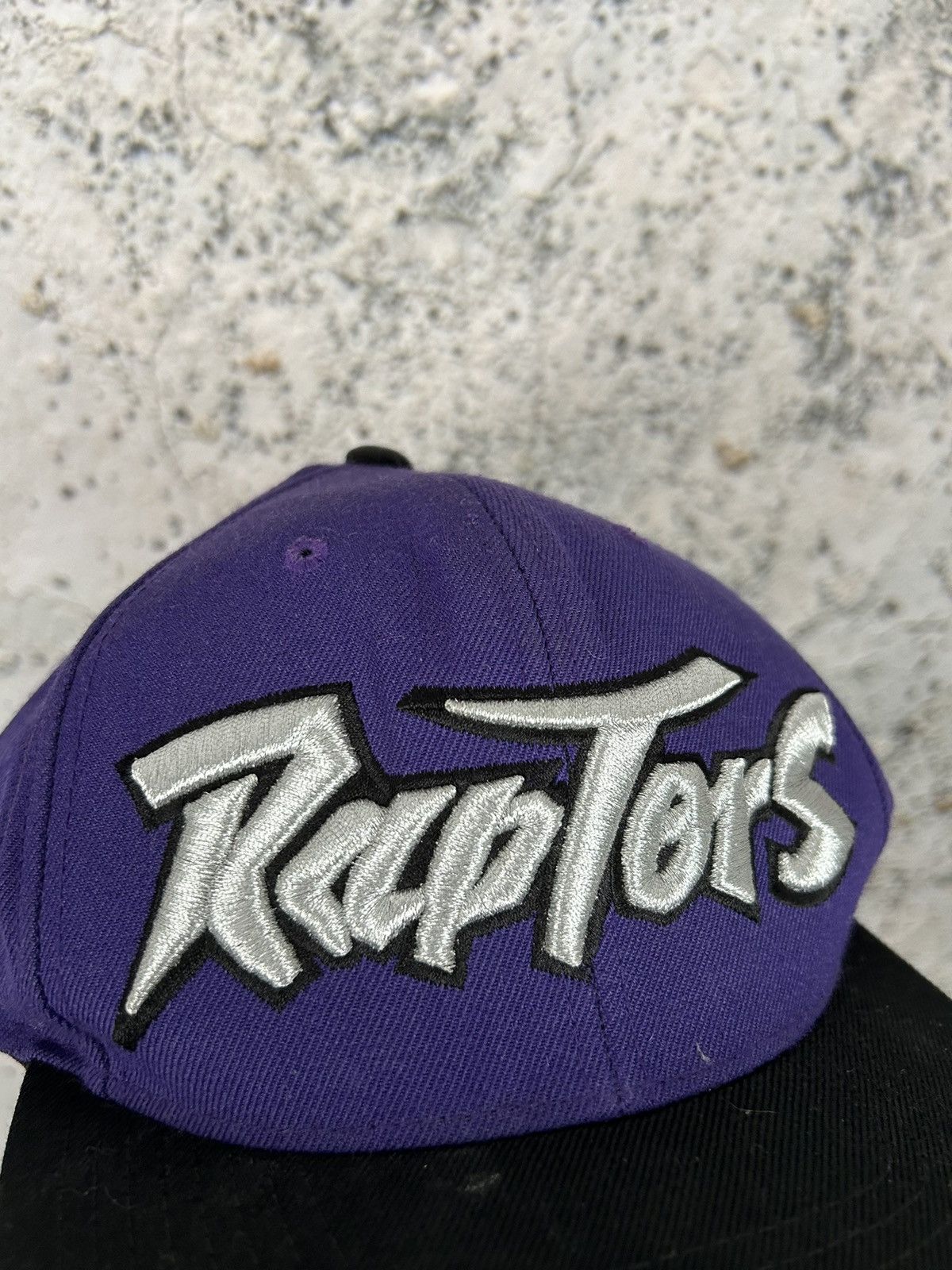 Mitchell & Ness Mitchell and Ness Toronto Raptors SnapBack Hat NBA Rare Size ONE SIZE - 2 Thumbnail