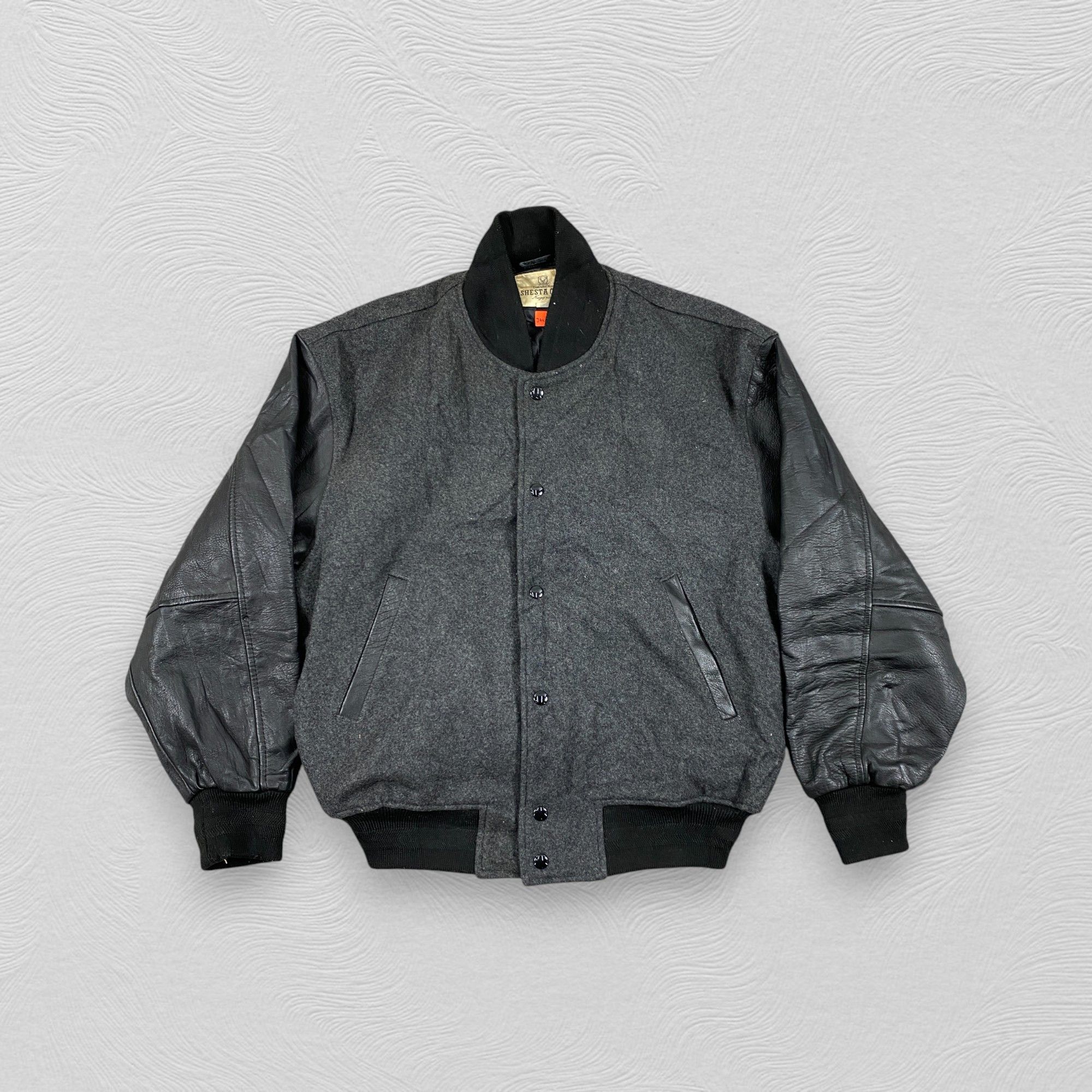 Japanese Brand Vintage Varsity Wool And Leather Large Jacket- J448 Size US L / EU 52-54 / 3 - 1 Thumbnail