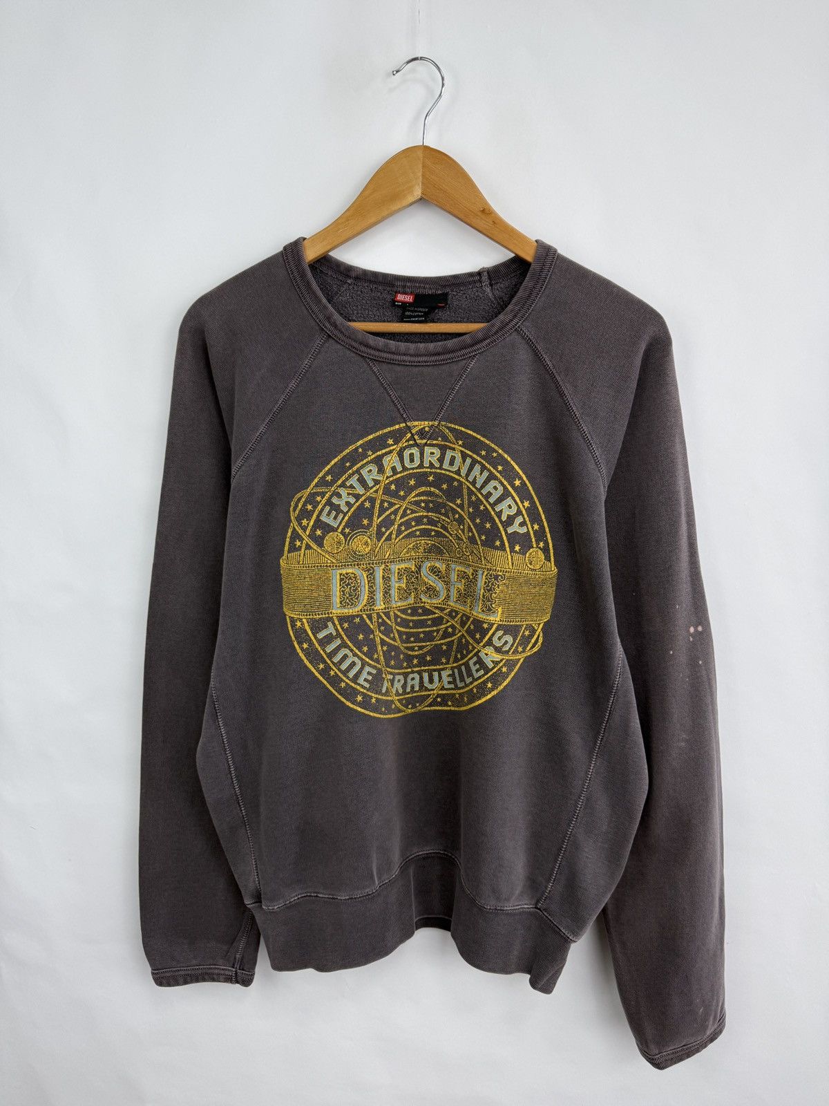 Diesel 🇺🇸 Vintage 90s Diesel Extraordinary Time Travellers Sweatshir Size US L / EU 52-54 / 3 - 2 Thumbnail