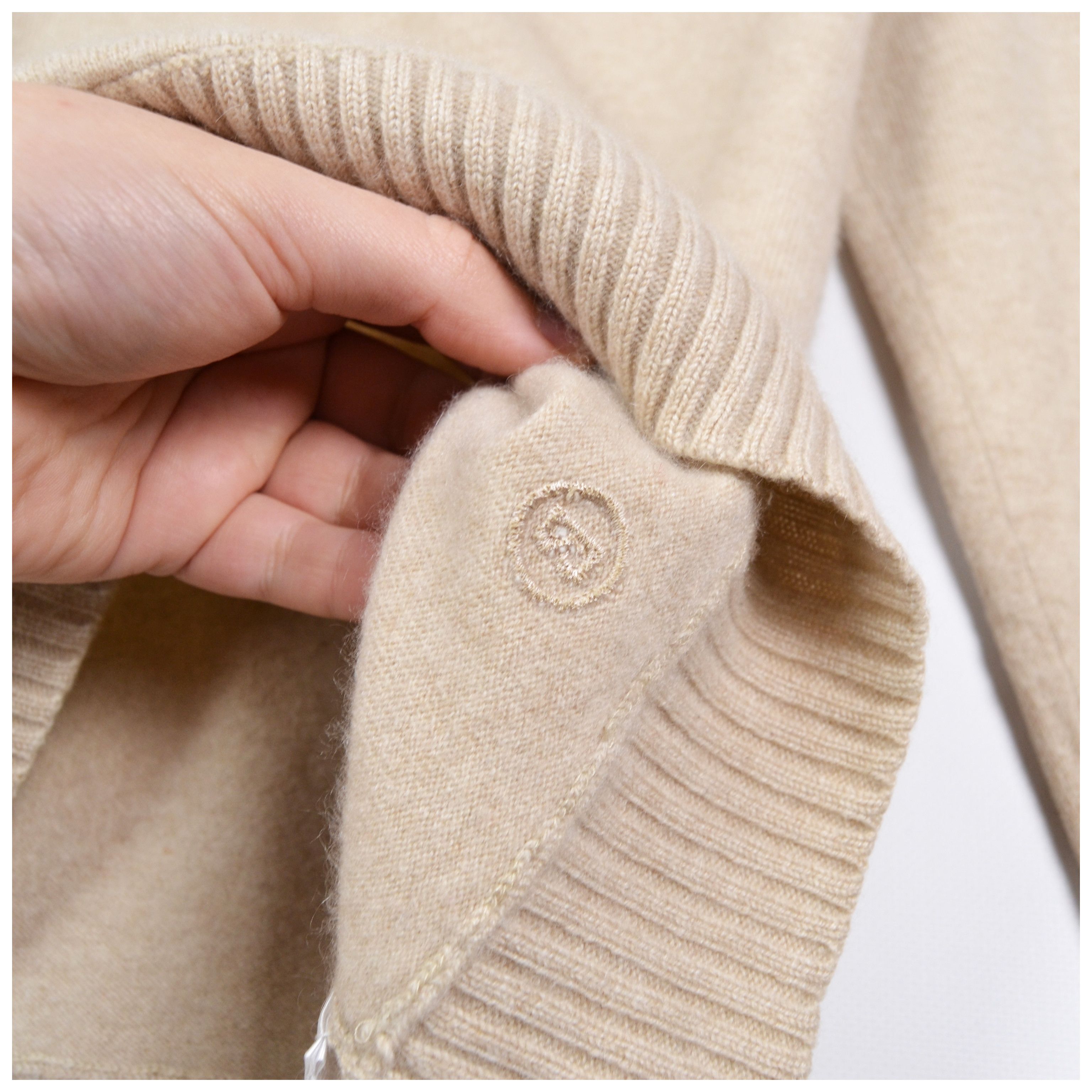 Bogner Bogner Cashmere Sweater Beige V-Neck Women's Size US12 Size XL / US 12-14 / IT 48-50 - 13 Thumbnail