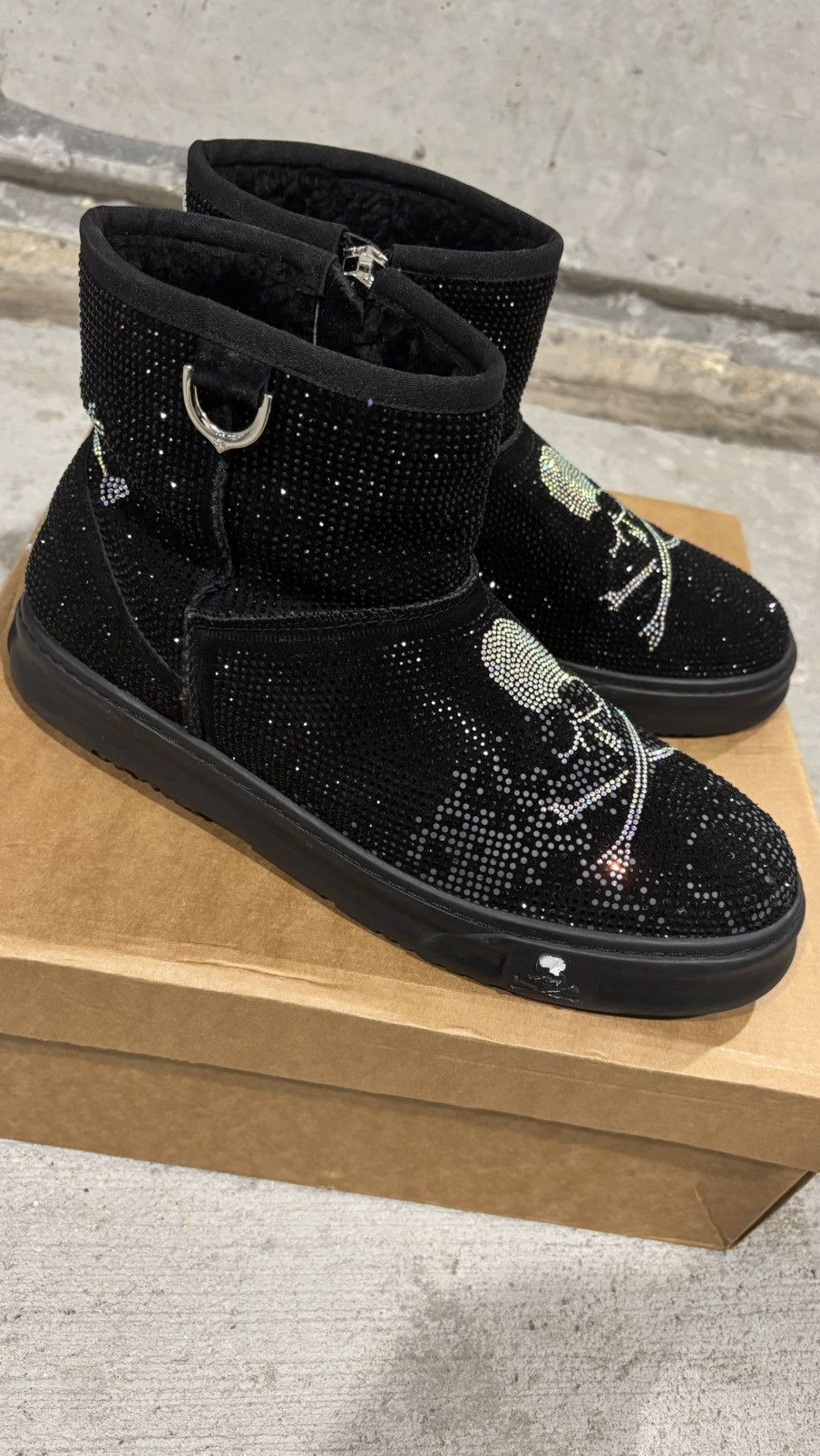 Mastermind World × Ugg Mastermind Japan Ugg Boots Size US 10 / EU 43 - 16 Thumbnail