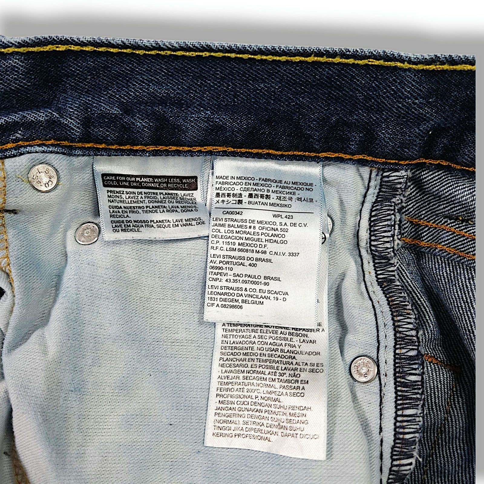 Levi's Levi’s 550 Relaxed Fit Taper Jeans W36 L30 Medium Y2K VTG Size US 36 / EU 52 - 4 Thumbnail
