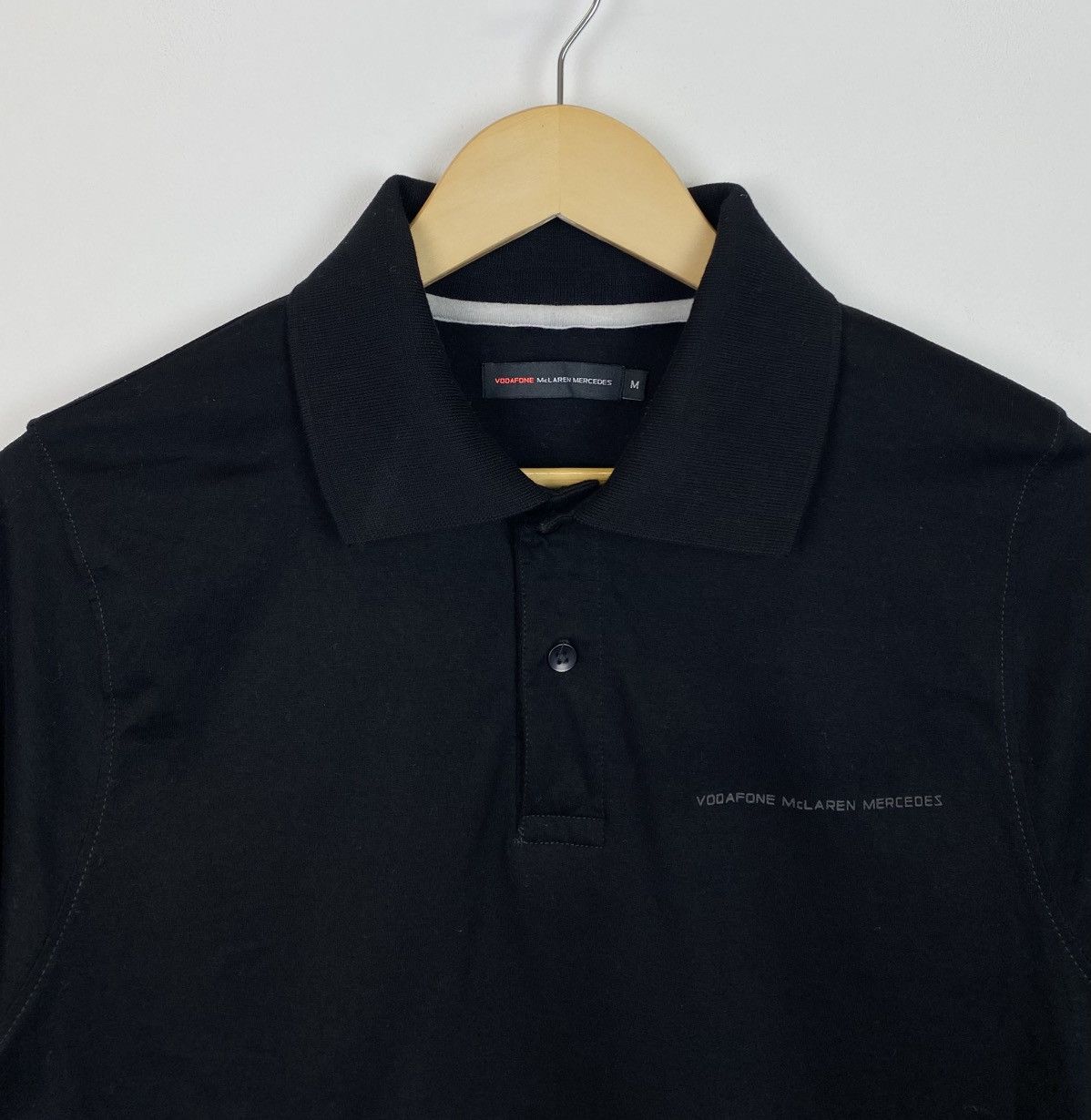 Mercedes-Benz Vodafone McLaren Mercedes Polo Buttons Shirt Size M Black Size US M / EU 48-50 / 2 - 2 Thumbnail