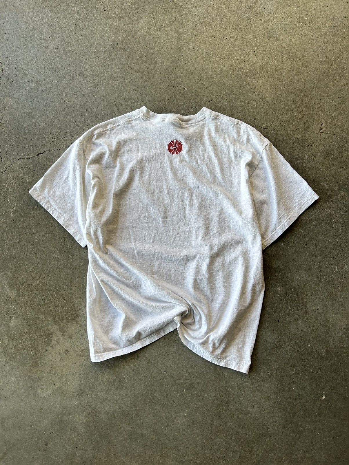 Nike Vintage 90s Nike Basketball Shirt Size US L / EU 52-54 / 3 - 3 Thumbnail
