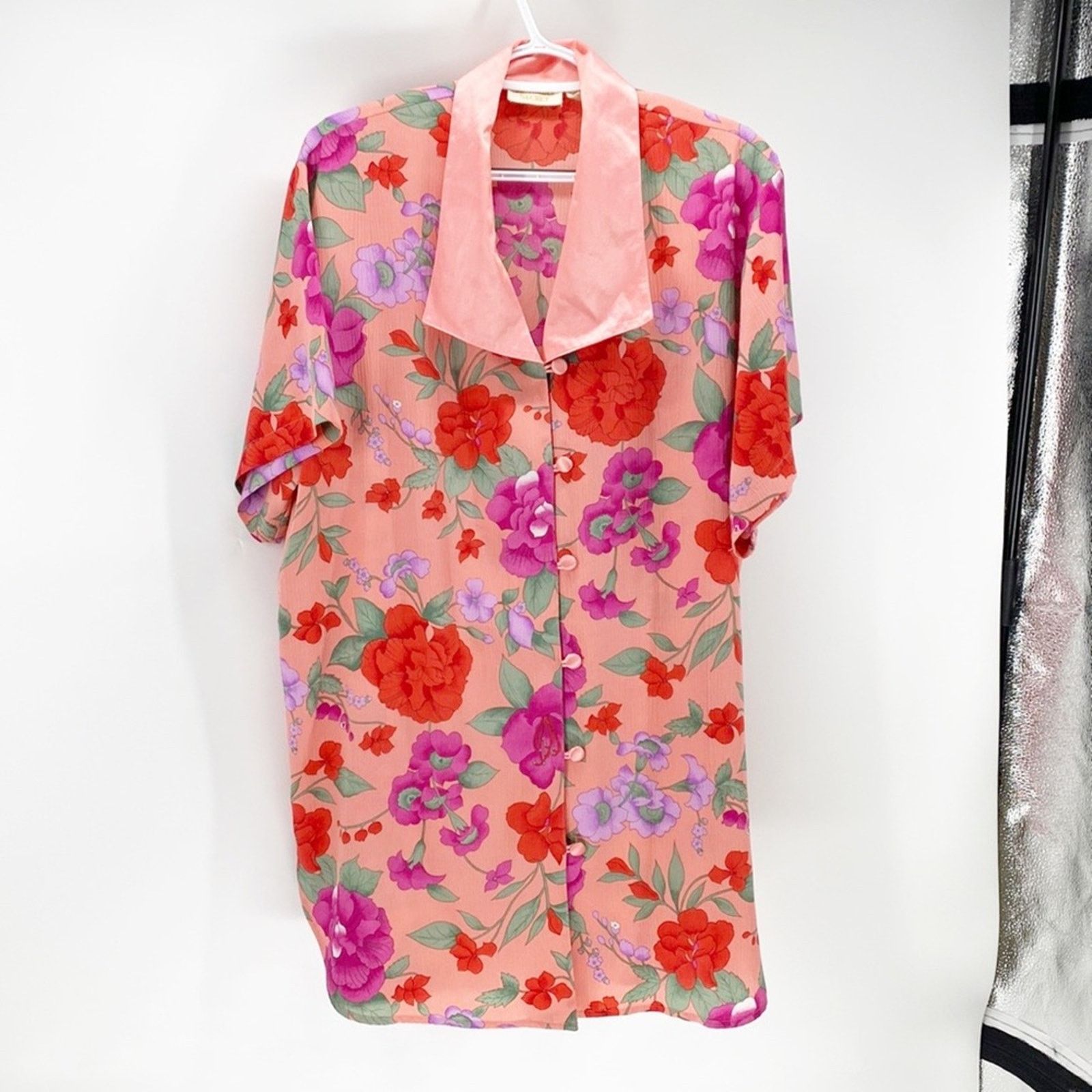 Victoria's Secret Victoria’s Secret Pink Floral Night Shirt Pajama oversized Size ONE SIZE - 1 Thumbnail