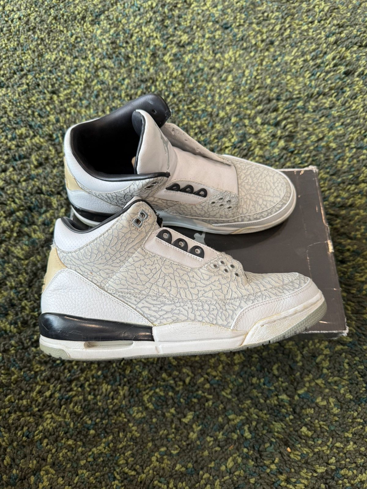 Jordan Brand 2006 Air Jordan 3 Flip Size US 9.5 / EU 42-43 - 2 Thumbnail
