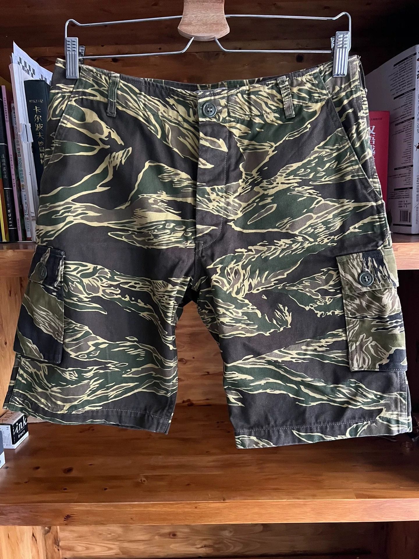 The Real McCoy's Camouflage Handmade Shorts Size US 40 / EU 56 - 1 Thumbnail