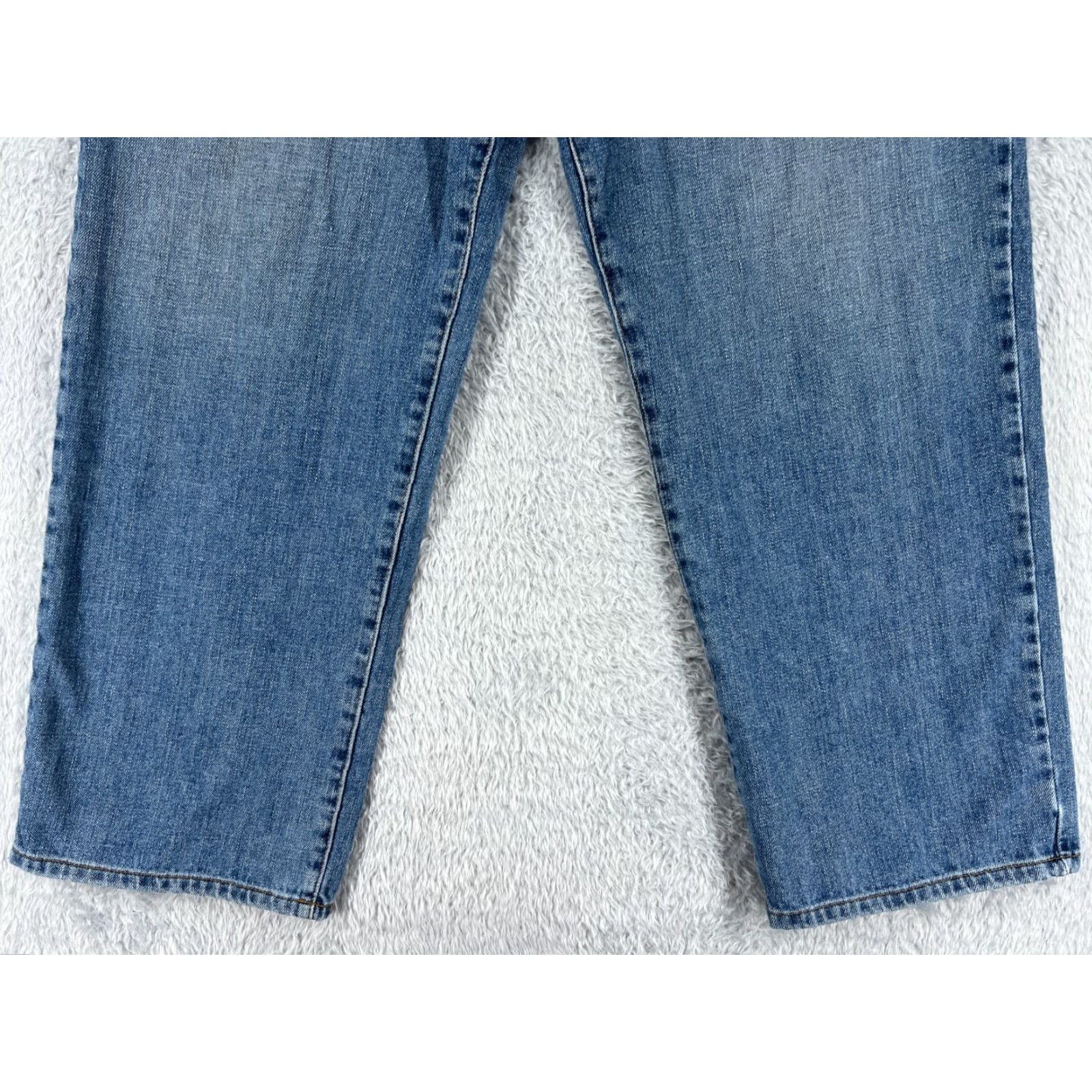 Lucky Brand Lucky Brand Jeans Mens 34 Blue Denim 100% Cotton Classic Relaxed Straight 5-Pocket Design Zip Closure Regular Size 33x27 Men's Jeans Blue Denim Size US 34 / EU 50 - 2 Thumbnail