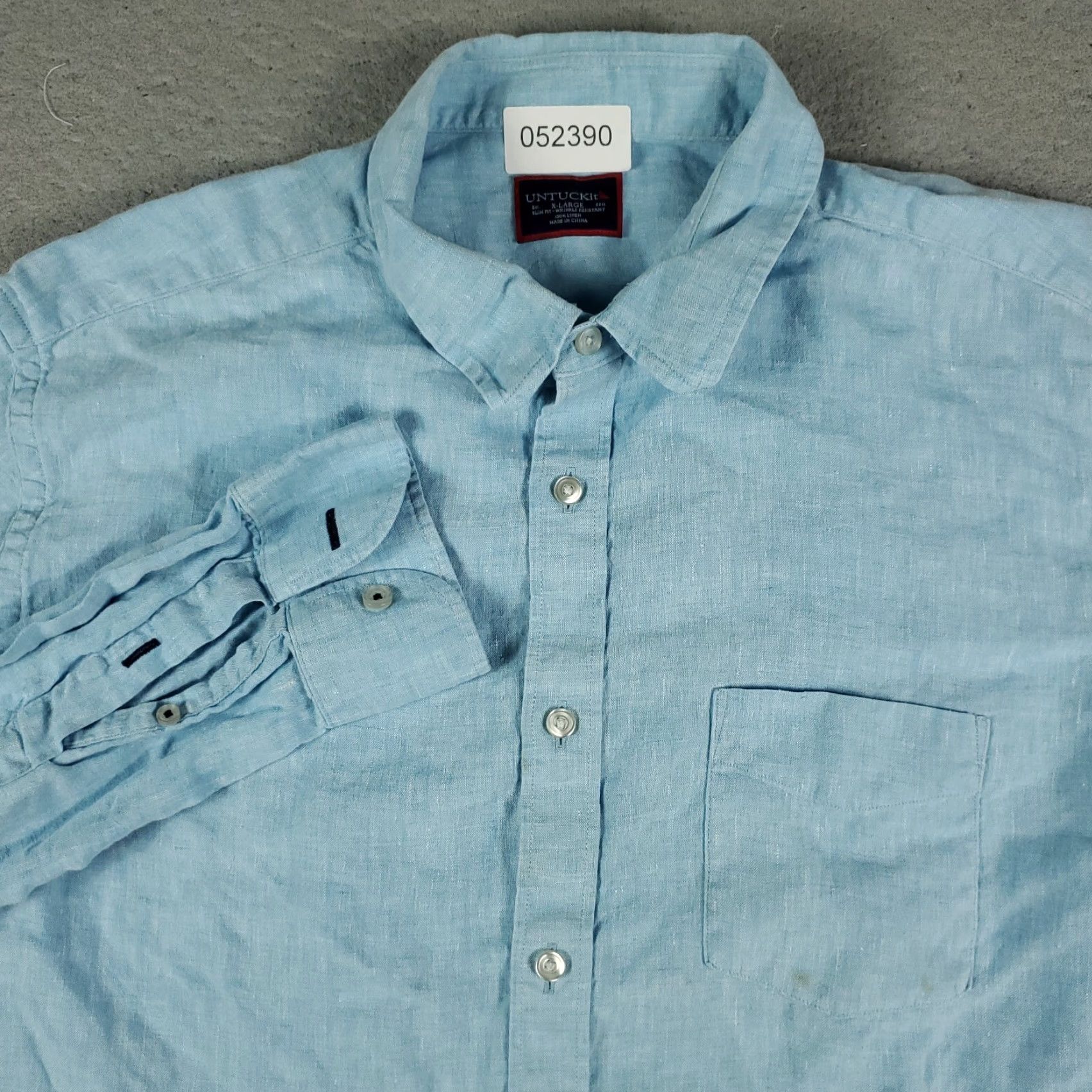 UNTUCKit UNTUCKit Casual Button-Up Shirt Mens XL Blue Linen Long Sleeve Regular Fit Size US XL / EU 56 / 4 - 2 Thumbnail