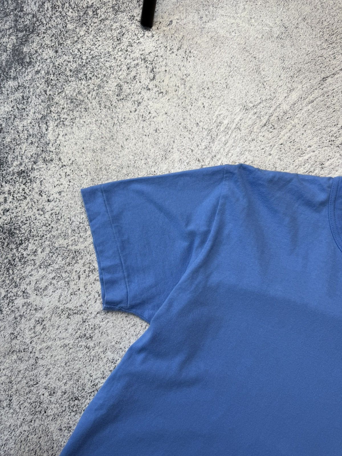 Comme des Garcons PLAY Vintage Comme Des Garcons Play T-shirt Size US L / EU 52-54 / 3 - 4 Thumbnail