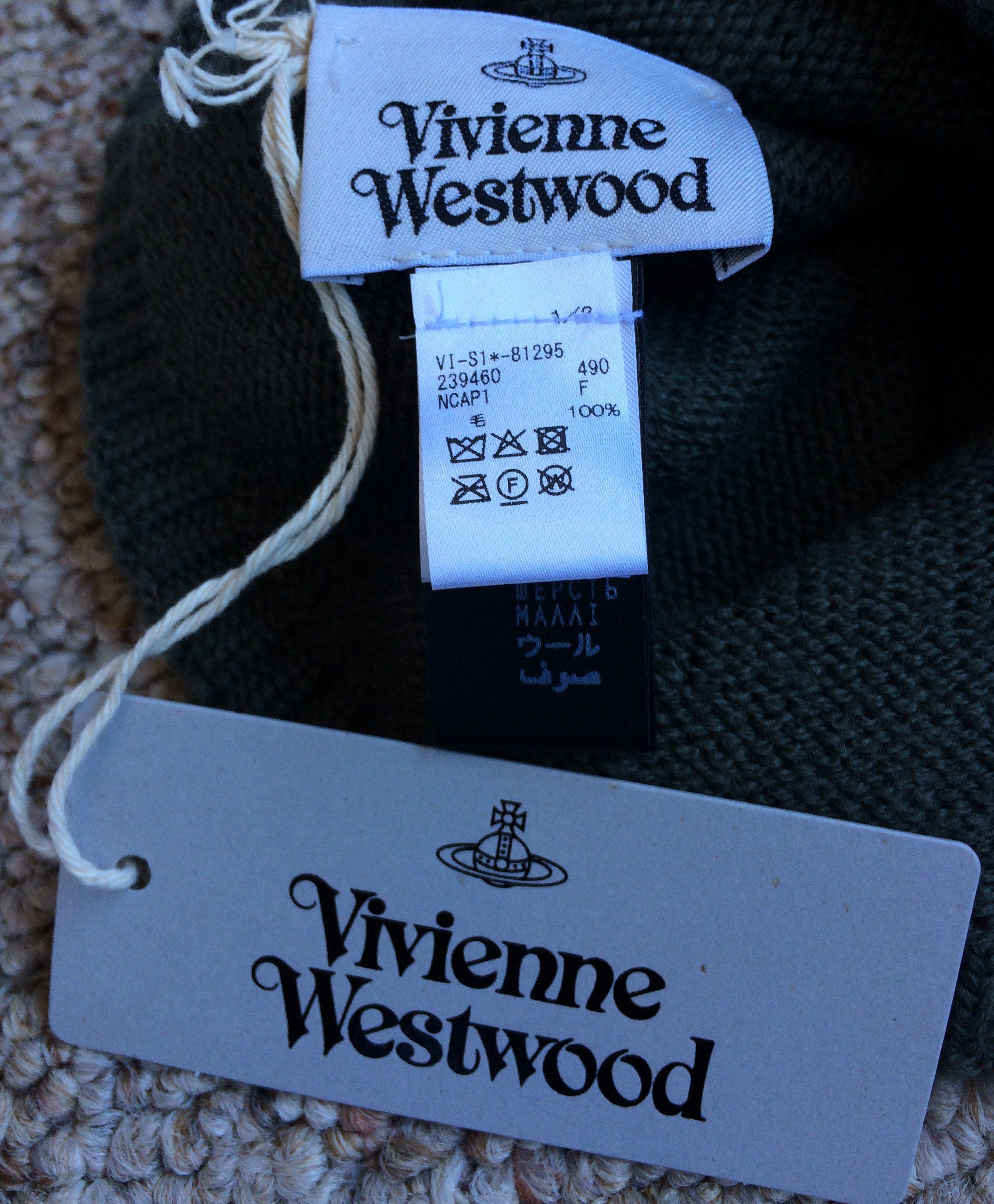 Vivienne Westwood NEW Vivienne Westwood Orb Beanie Size ONE SIZE - 4 Thumbnail
