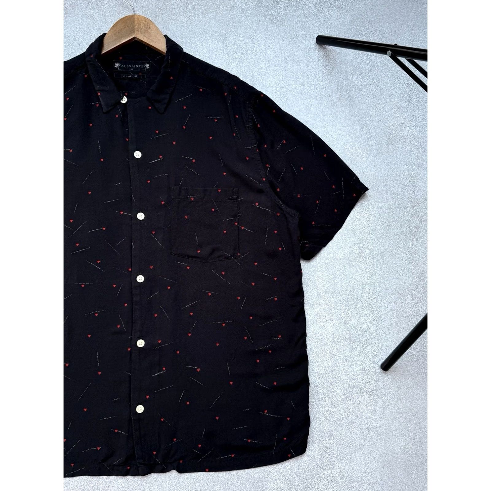 Allsaints VINTAGE AllSaints Heart Hawaiian Viscose Short Sleeve Shirt Button Up Black Men M Shirt Size US M / EU 48-50 / 2 - 3 Thumbnail