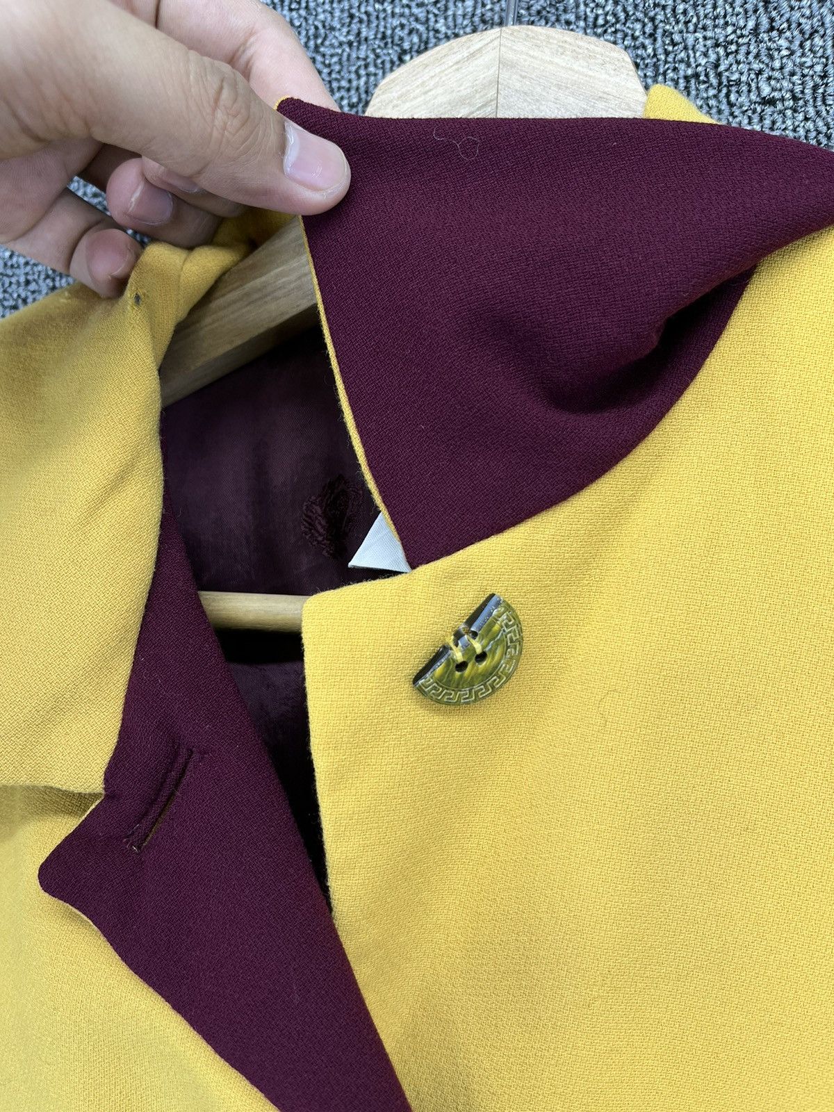 Versace Vintage Gianni Versace Wool Cardigan Coat Jacket Size S / US 4 / IT 40 - 22 Thumbnail
