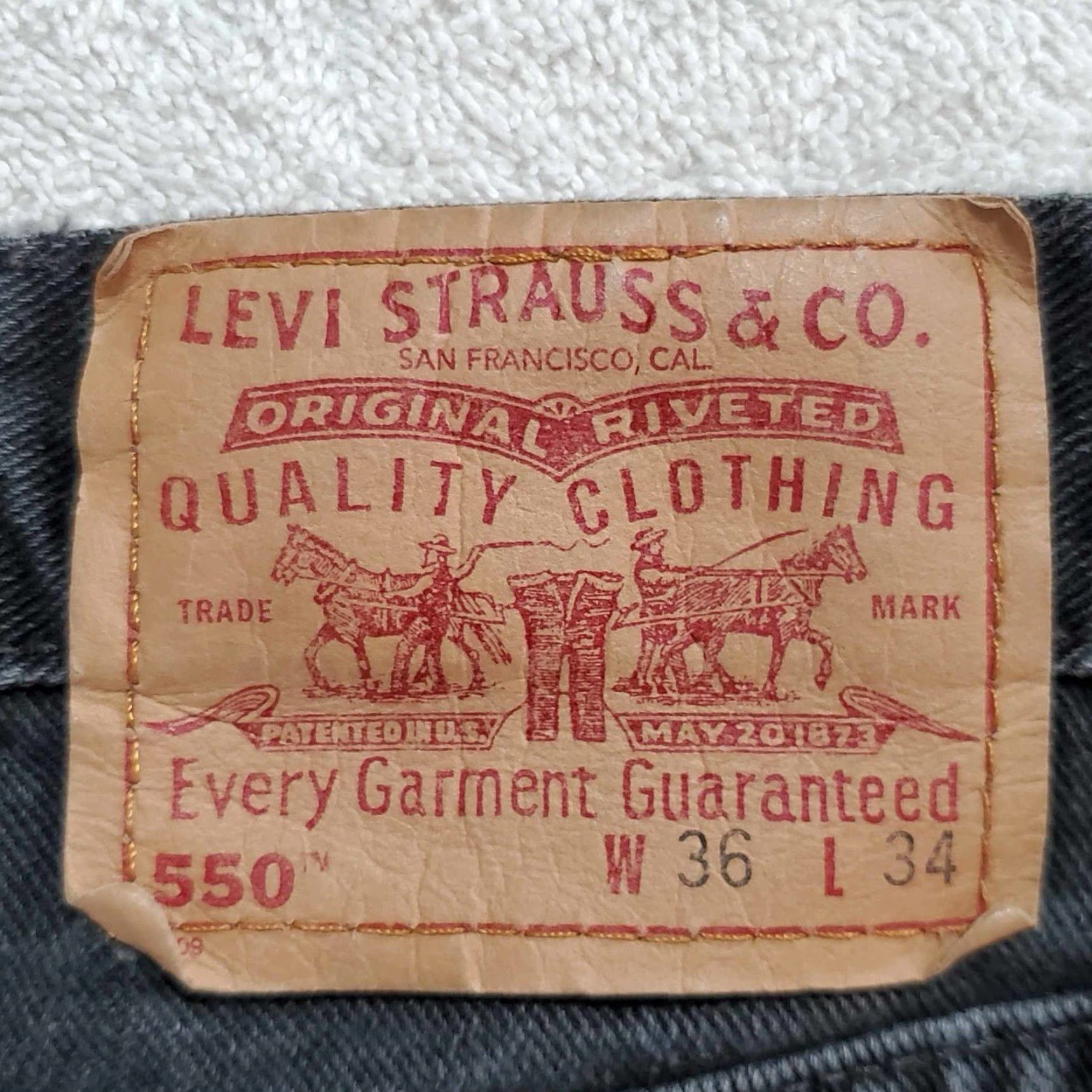 Levi's VINTAGE Levi's 550 Jeans Men 34 x 32 Black Straight Regular Size US 34 / EU 50 - 7 Thumbnail