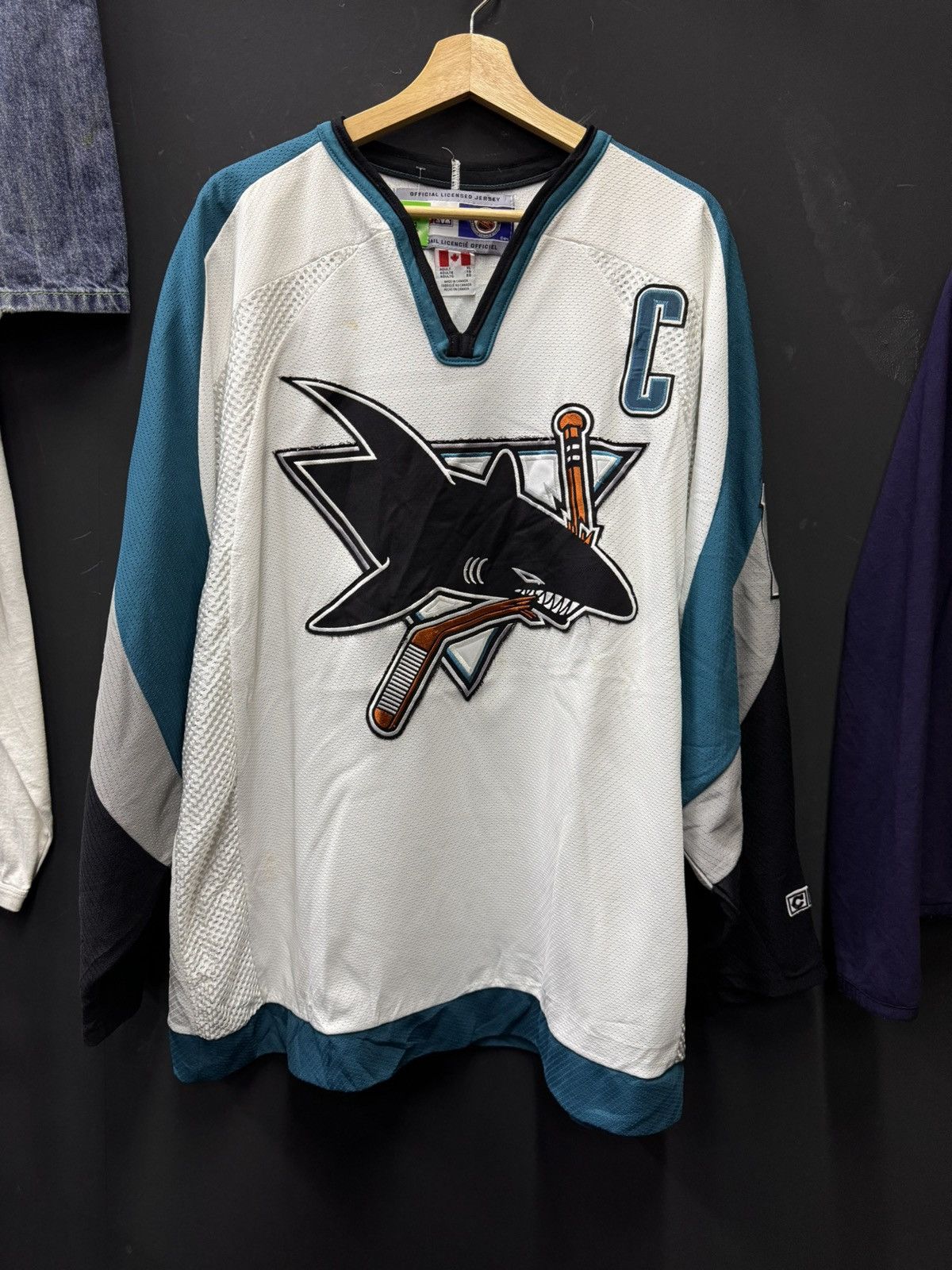 San Jose Sharks Ice Hockey League Owen Nolan 11